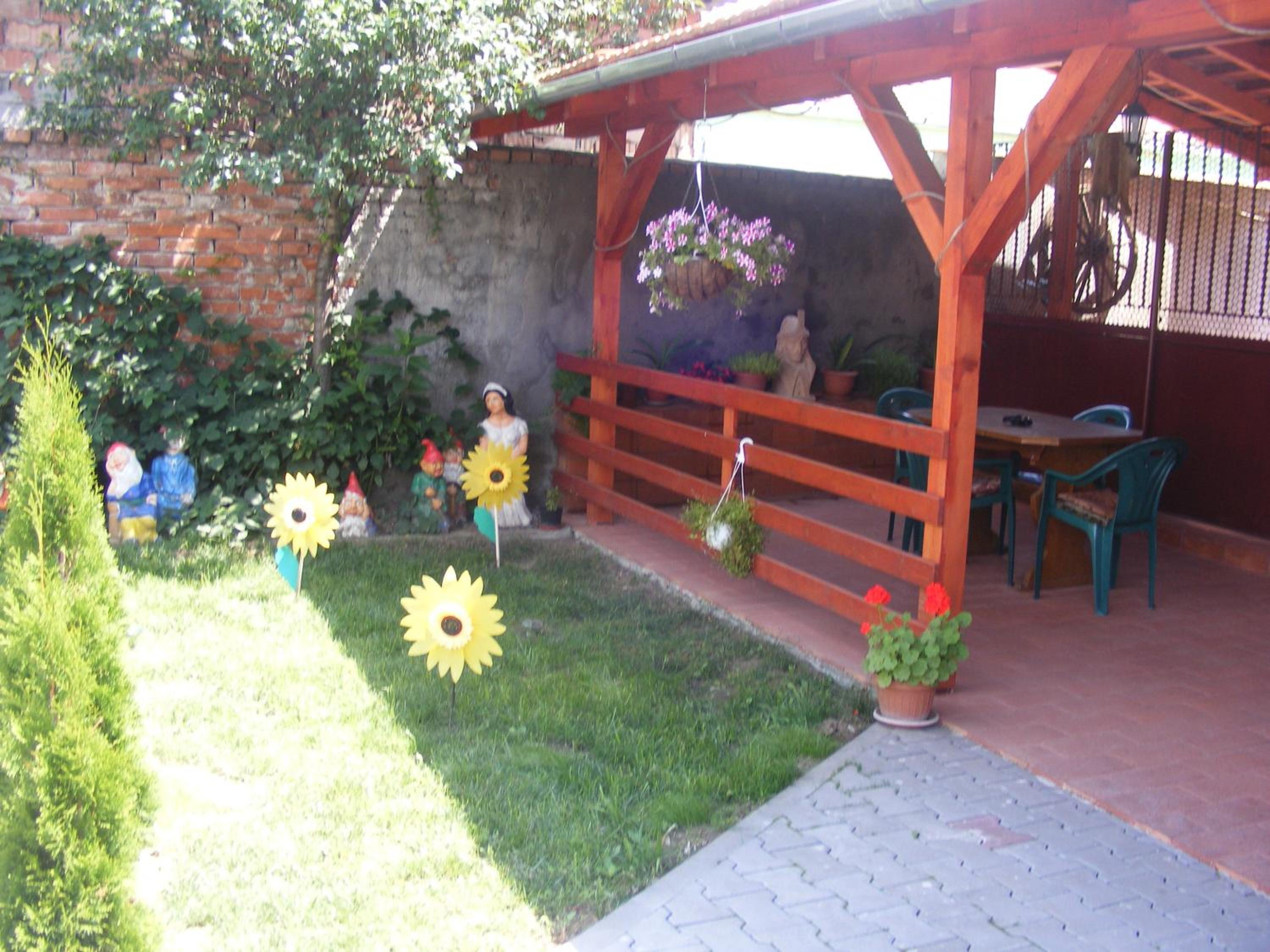 Photo 35
