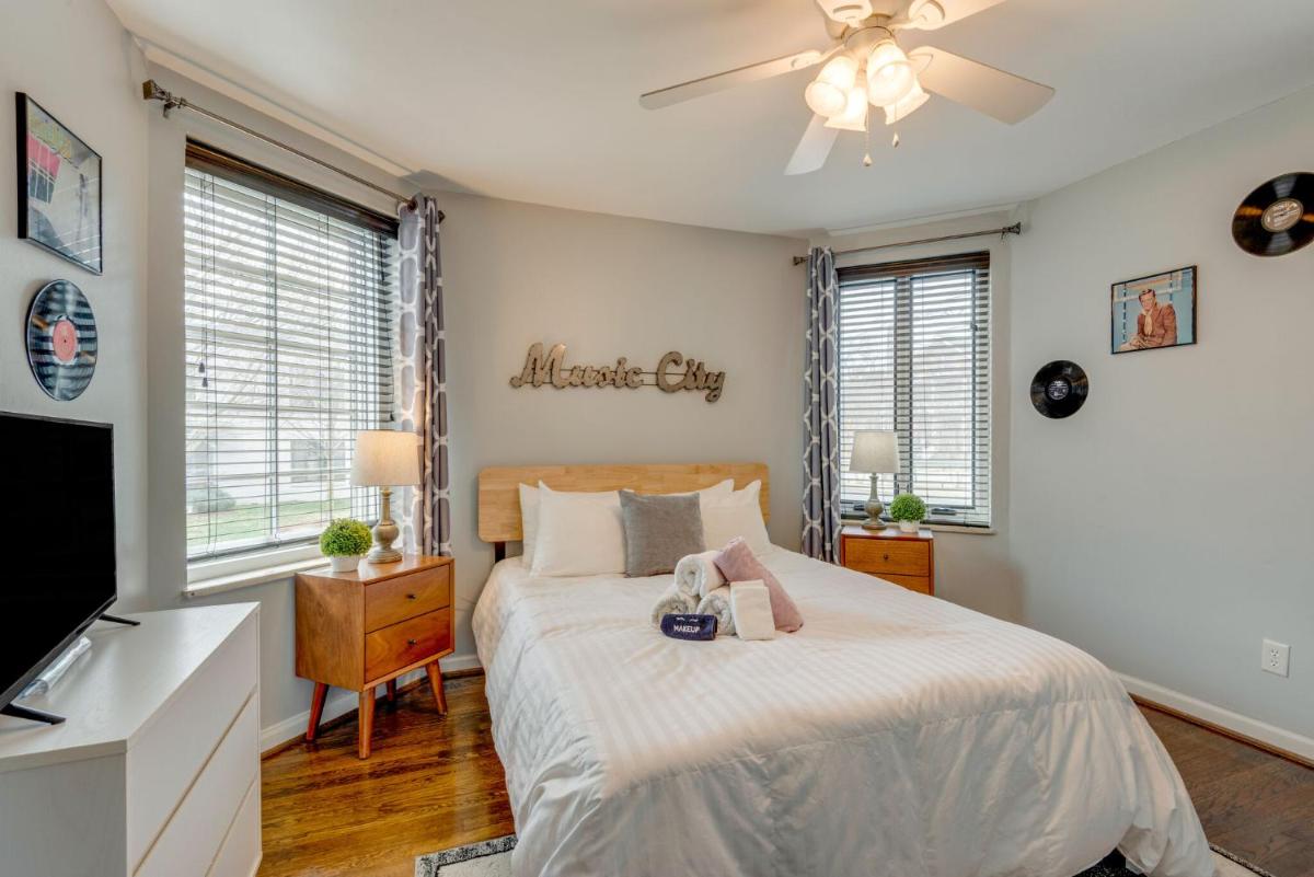 Nashville Flat Close to Downtown 101 view 3