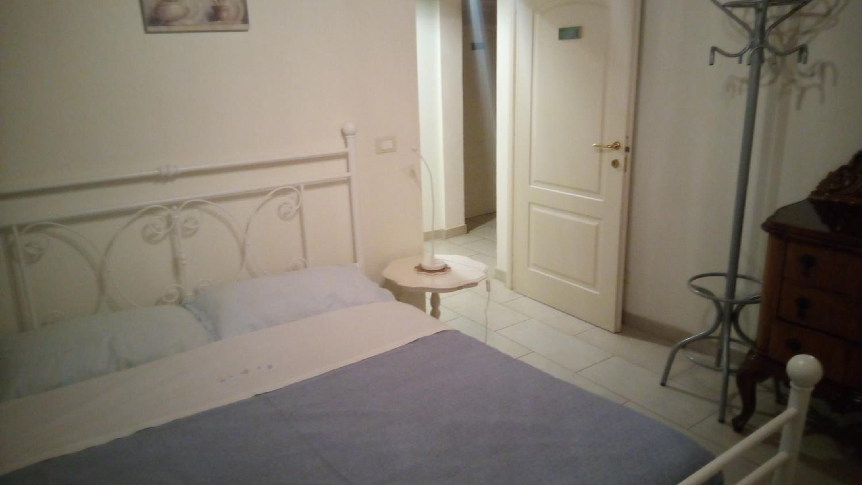 Photo 33