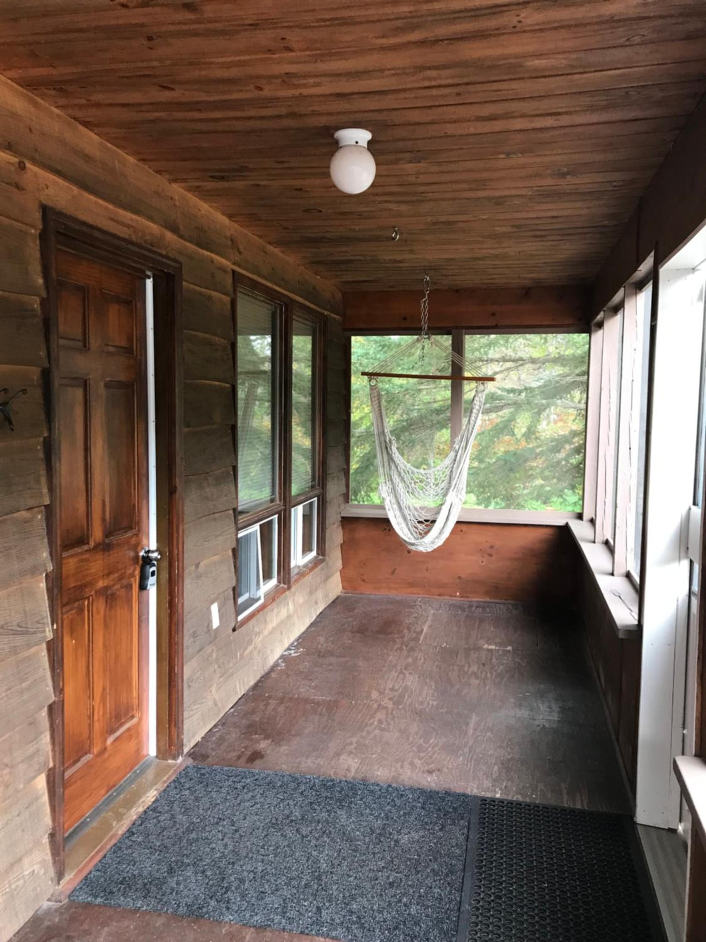 Hush Lodge and Cottages