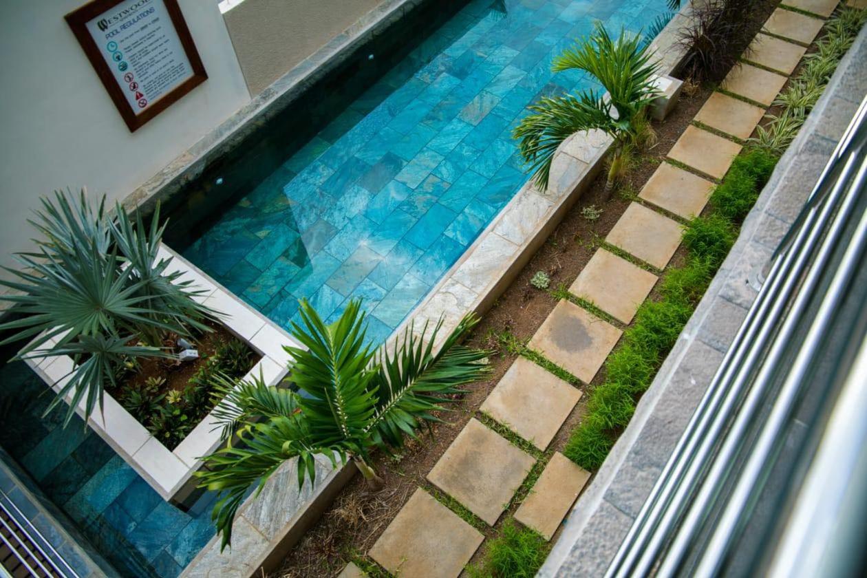 Entire Luxury 3 BR condo for rent - Flic-en-Flac - Close to Beach view 3