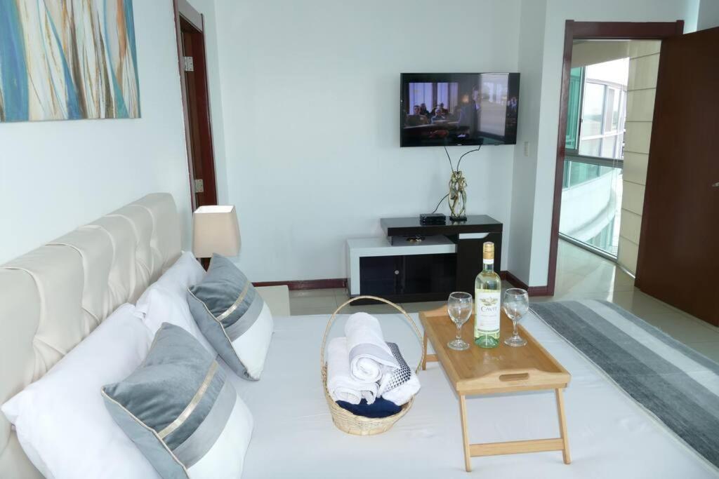 Ecusuites Resort Riverfront Family Dept Santa Ana Gye