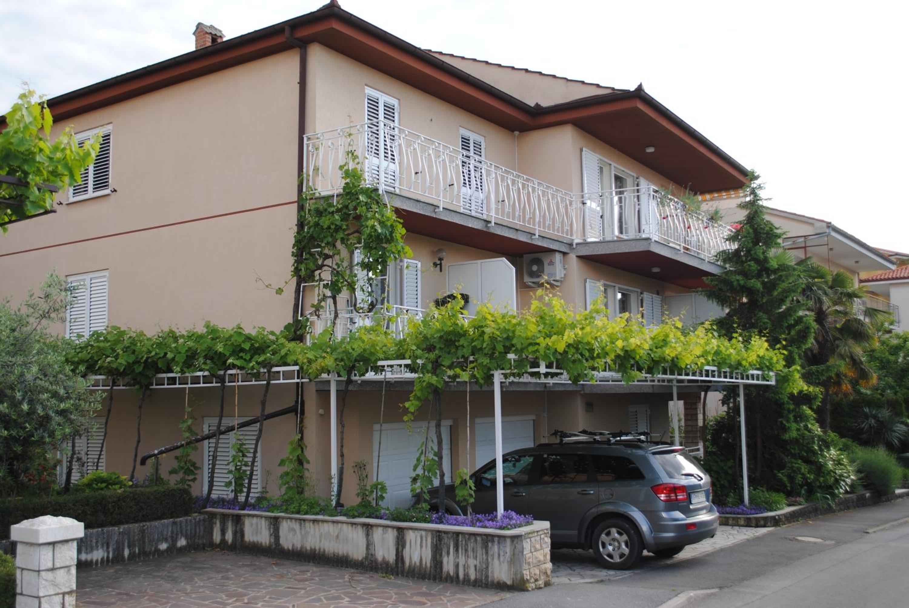 Apartments Samec