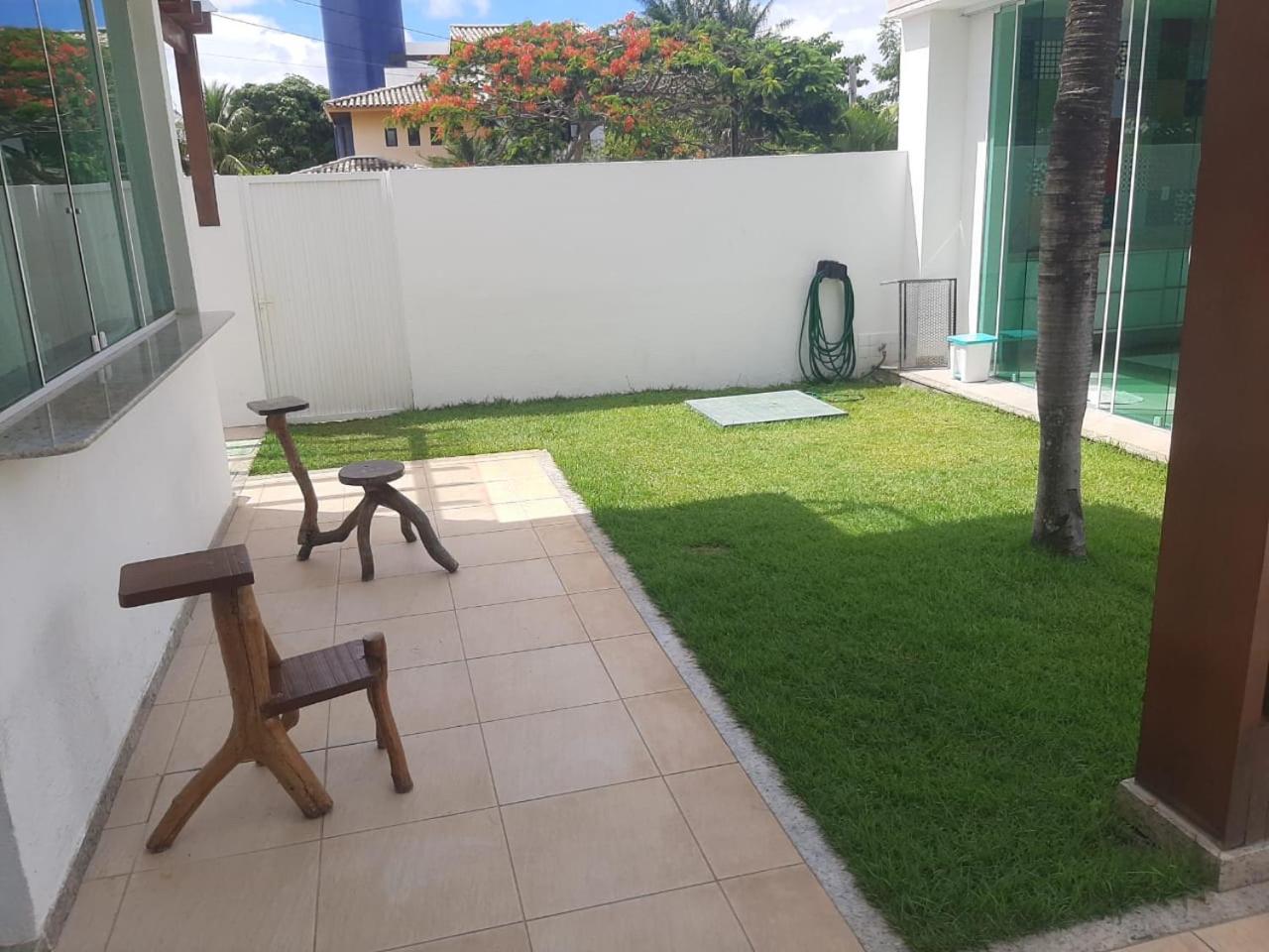 Casa no condomínio paraíso