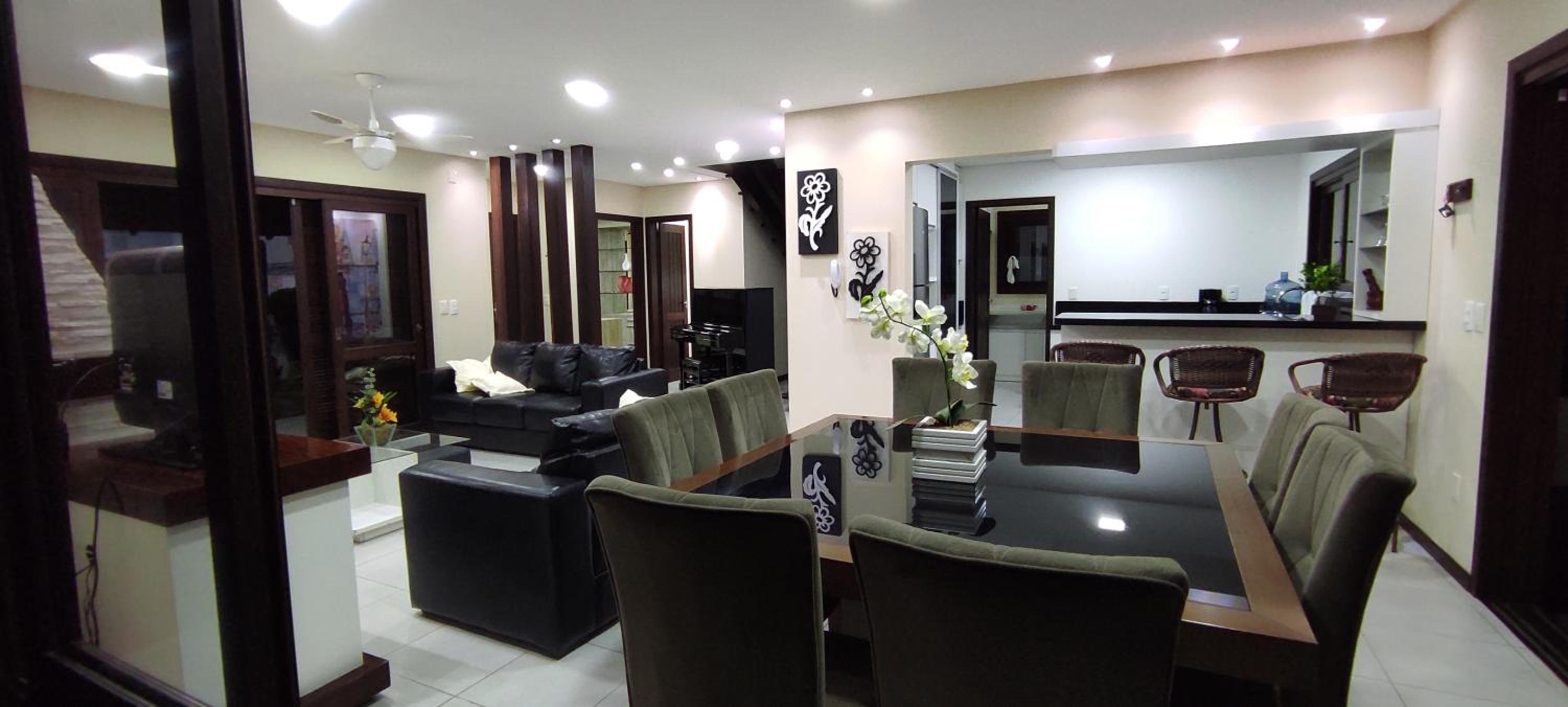 Casa nos Ingleses com piscina e jacuzzi