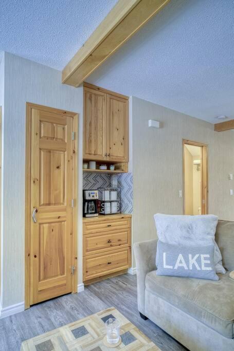 5 Mins to Banff - Cozy Townhome 2BR&2BATH - Banff Pass Included view 3