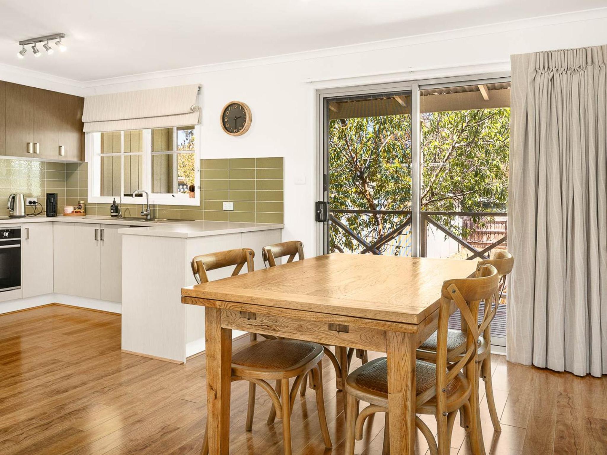 Clifden Cottage