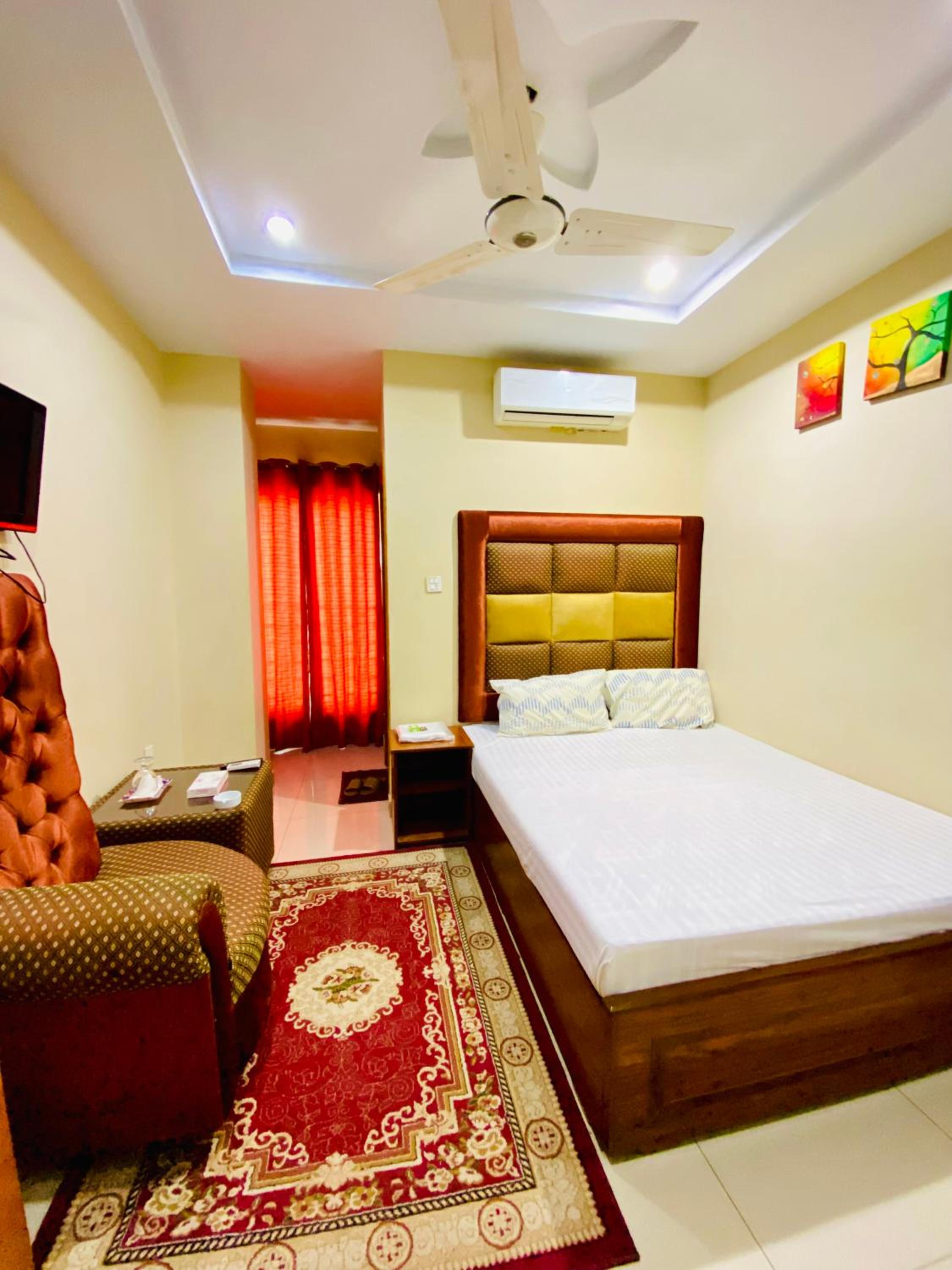 hotel room
