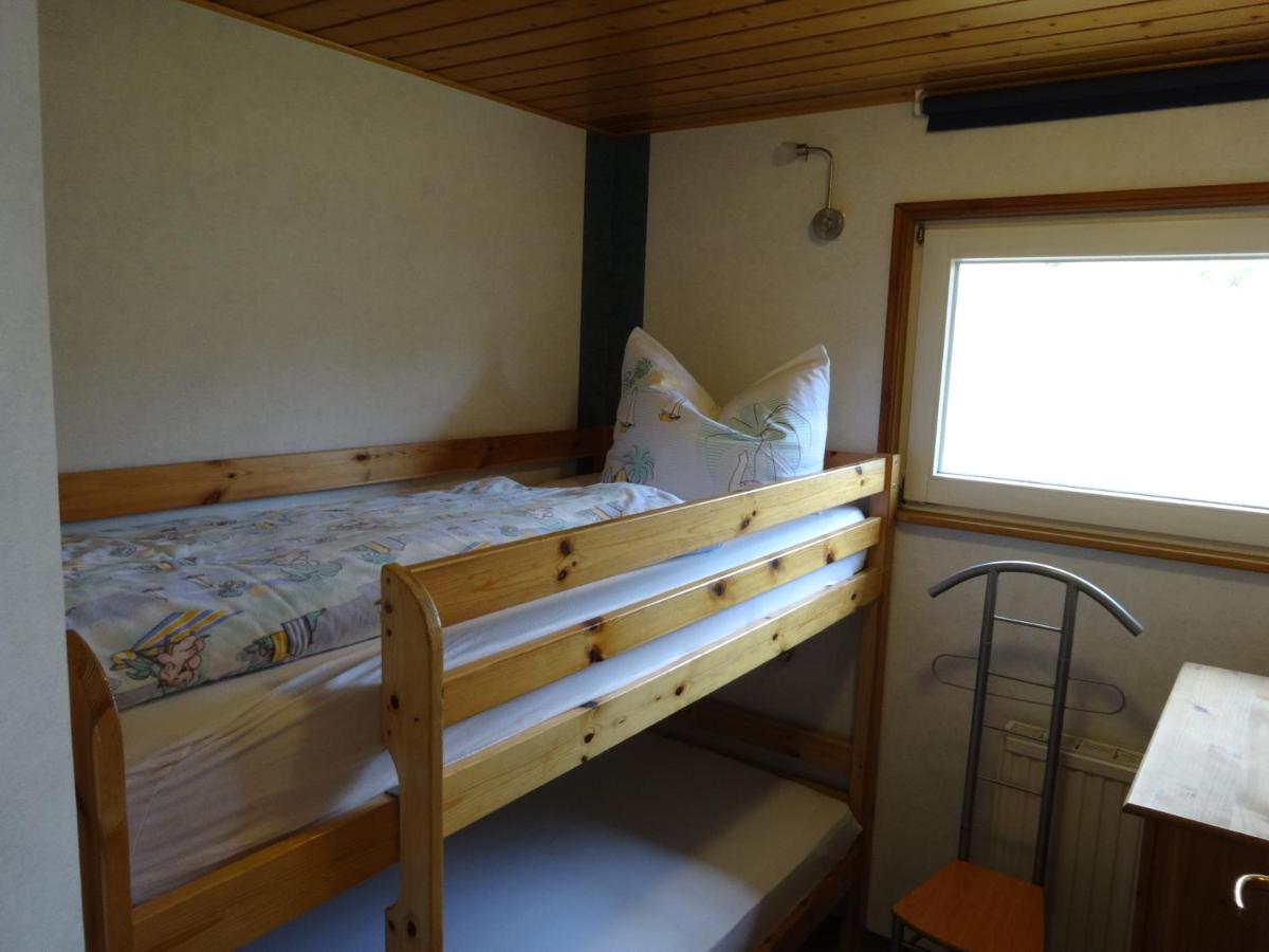 Photo 33