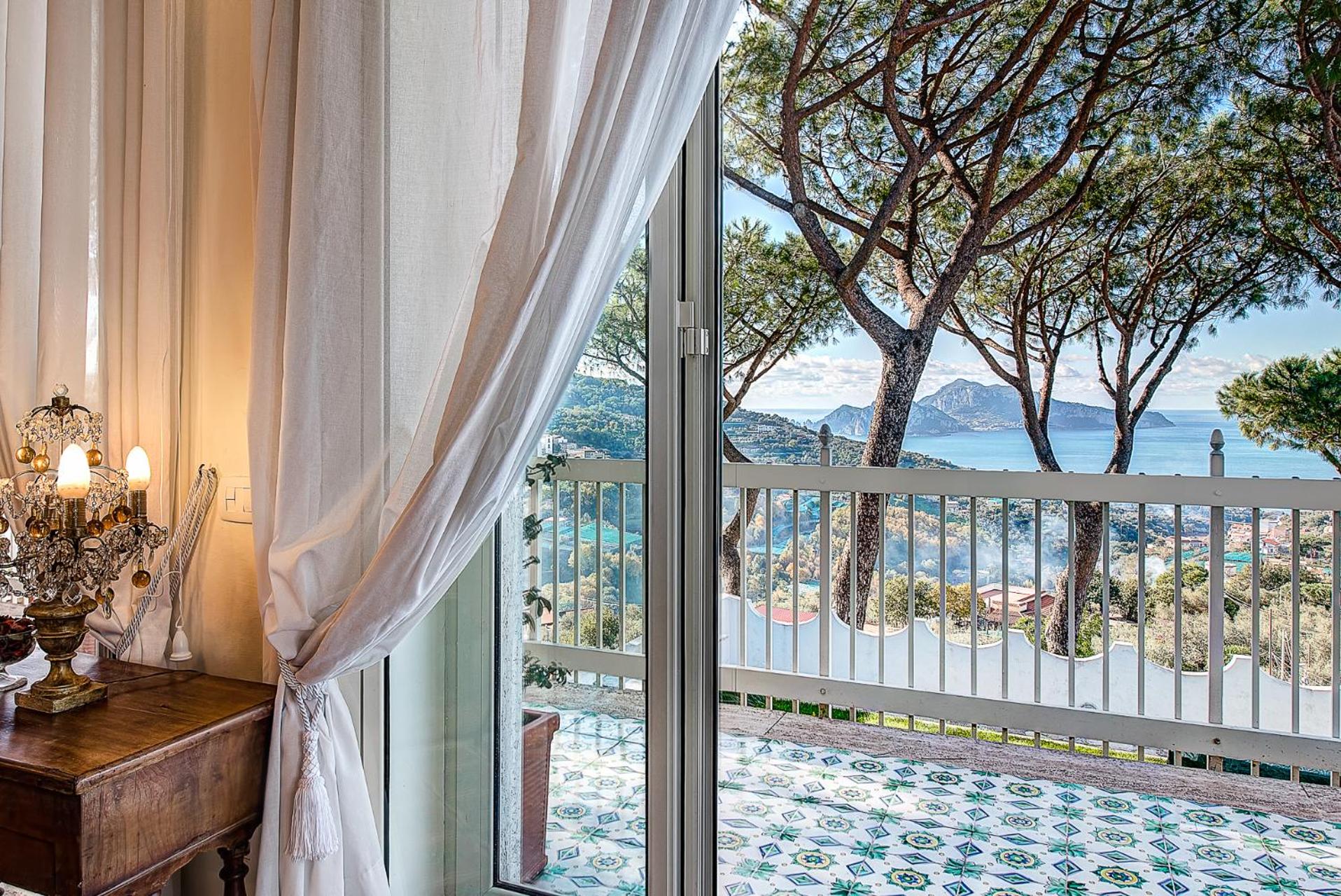 Villa Sole di Capri - Sea view house up to 18 people
