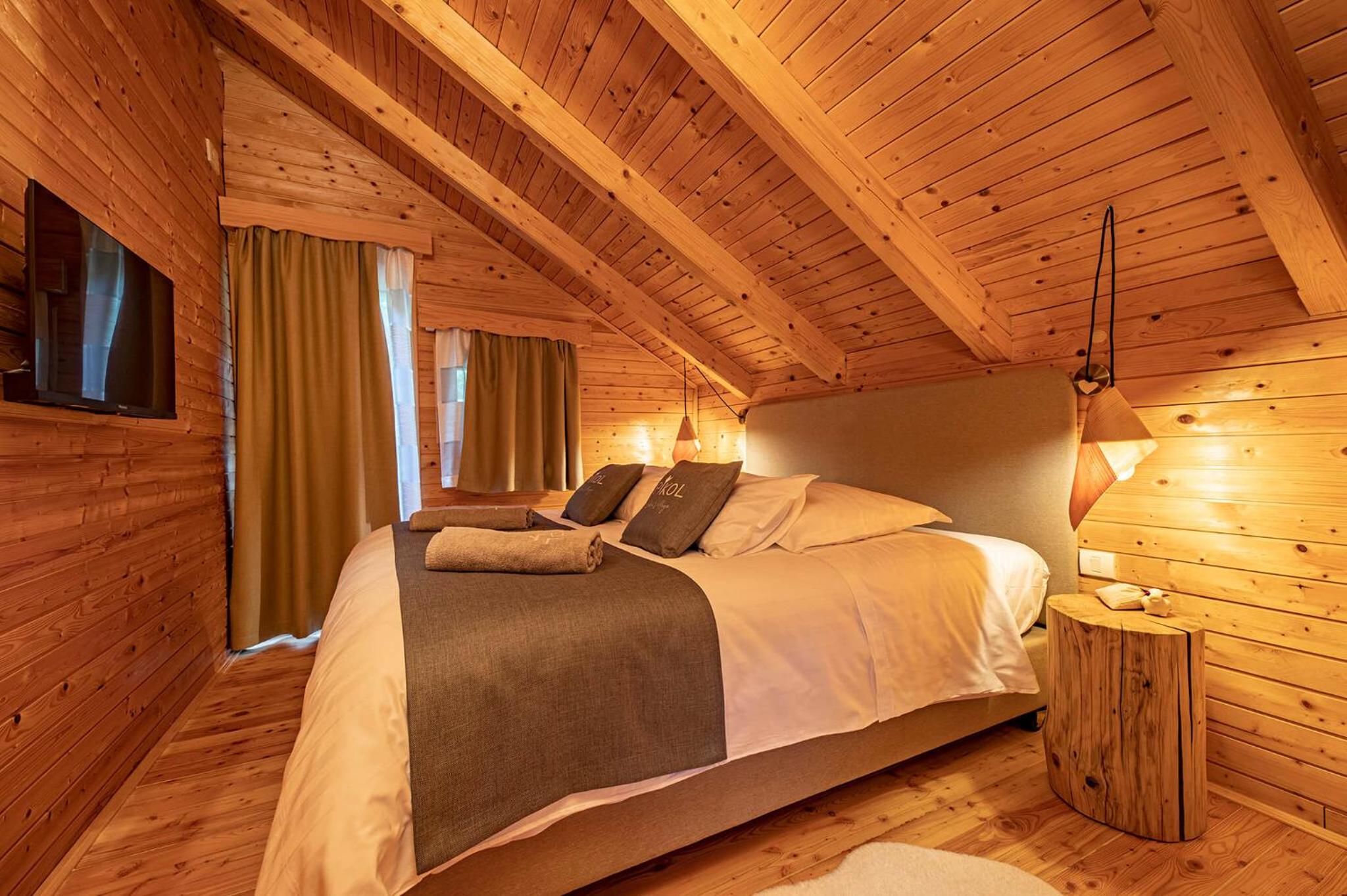 Pikol Lake Village Wine Estate, photo 9