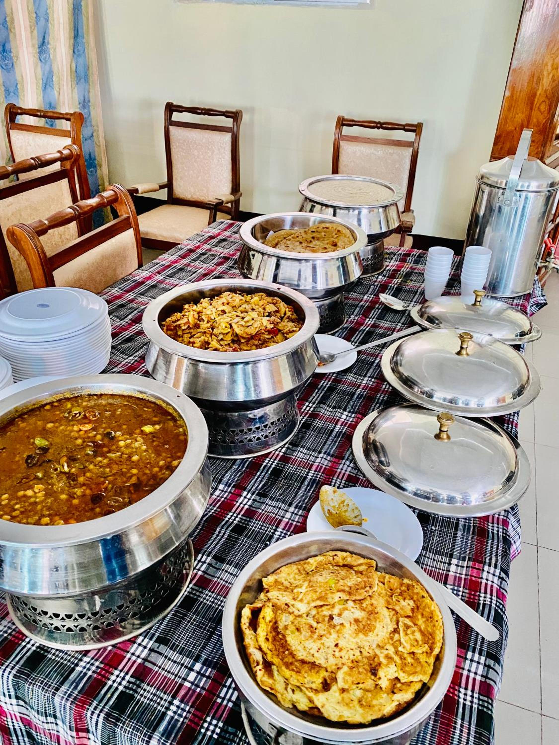breakfast buffet