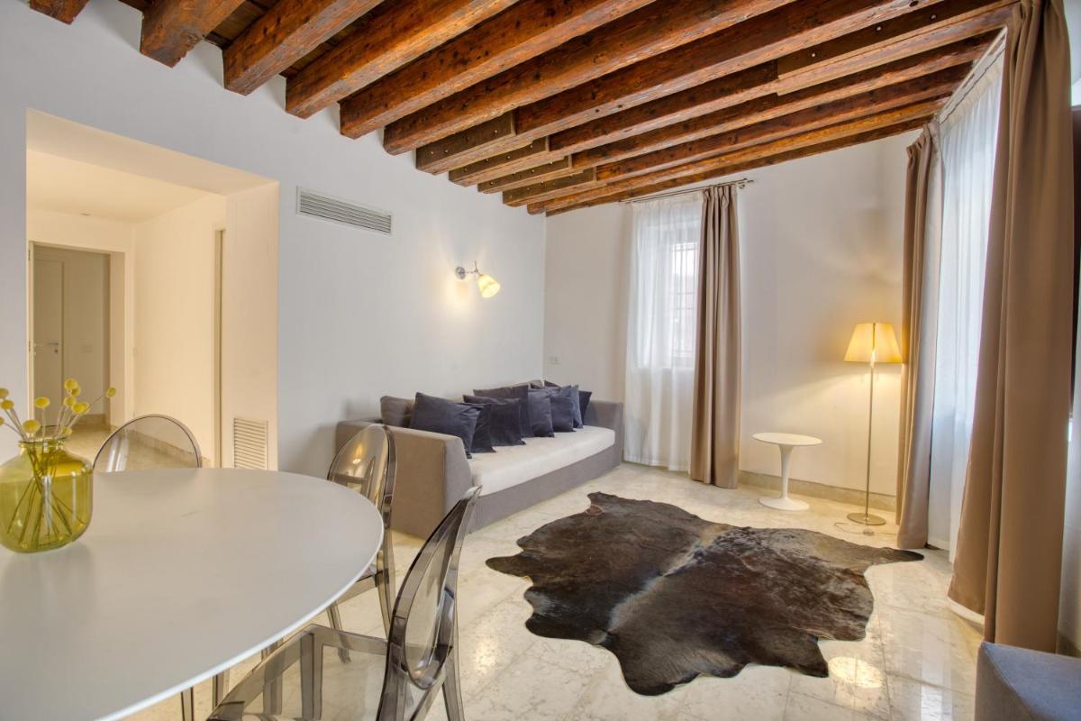 Cà Margherita LOFT & SQUARE Palazzo Grifalconi photo 1