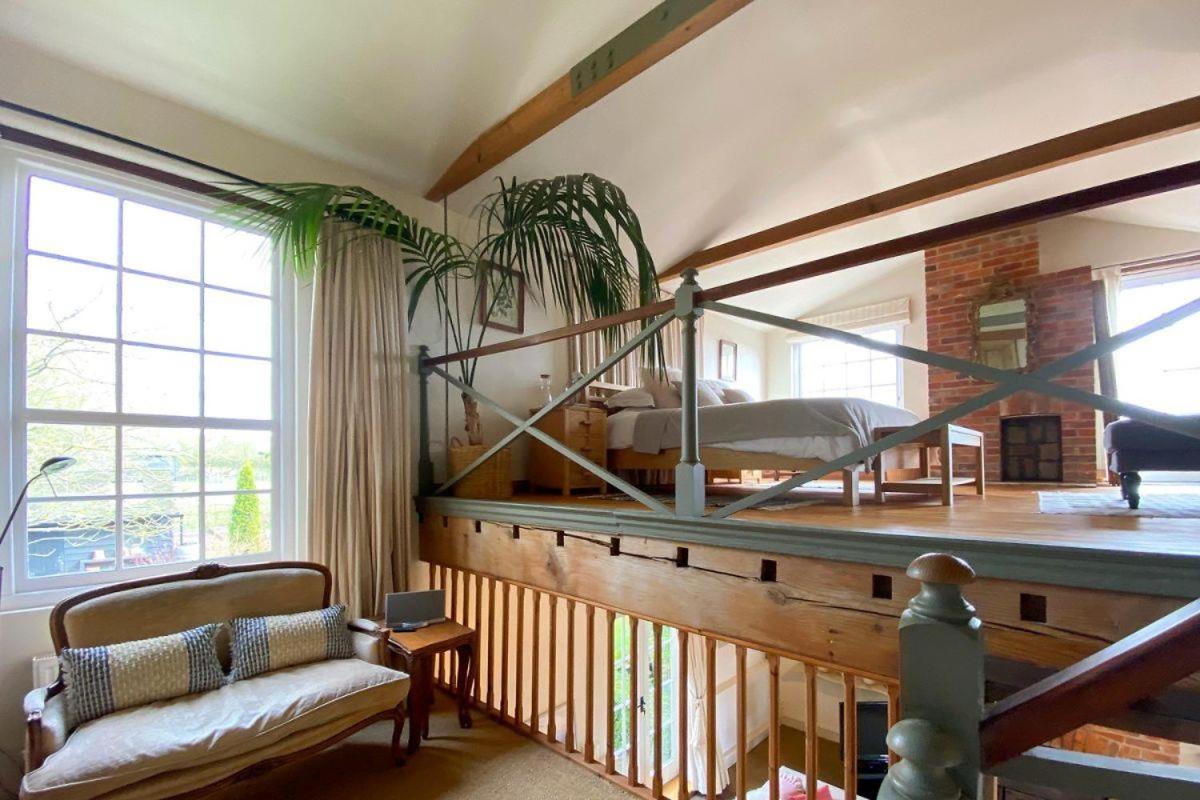 The Old Steam Mill, luxury, spacious, beautiful grounds, stunning location view 4