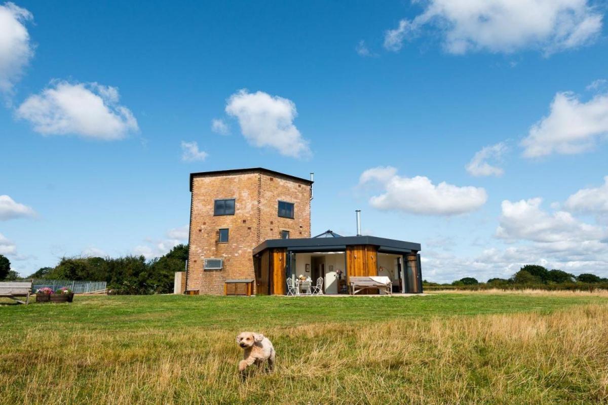 The Hexagon, wow what a location, views over the Essex marshes and sea view 3