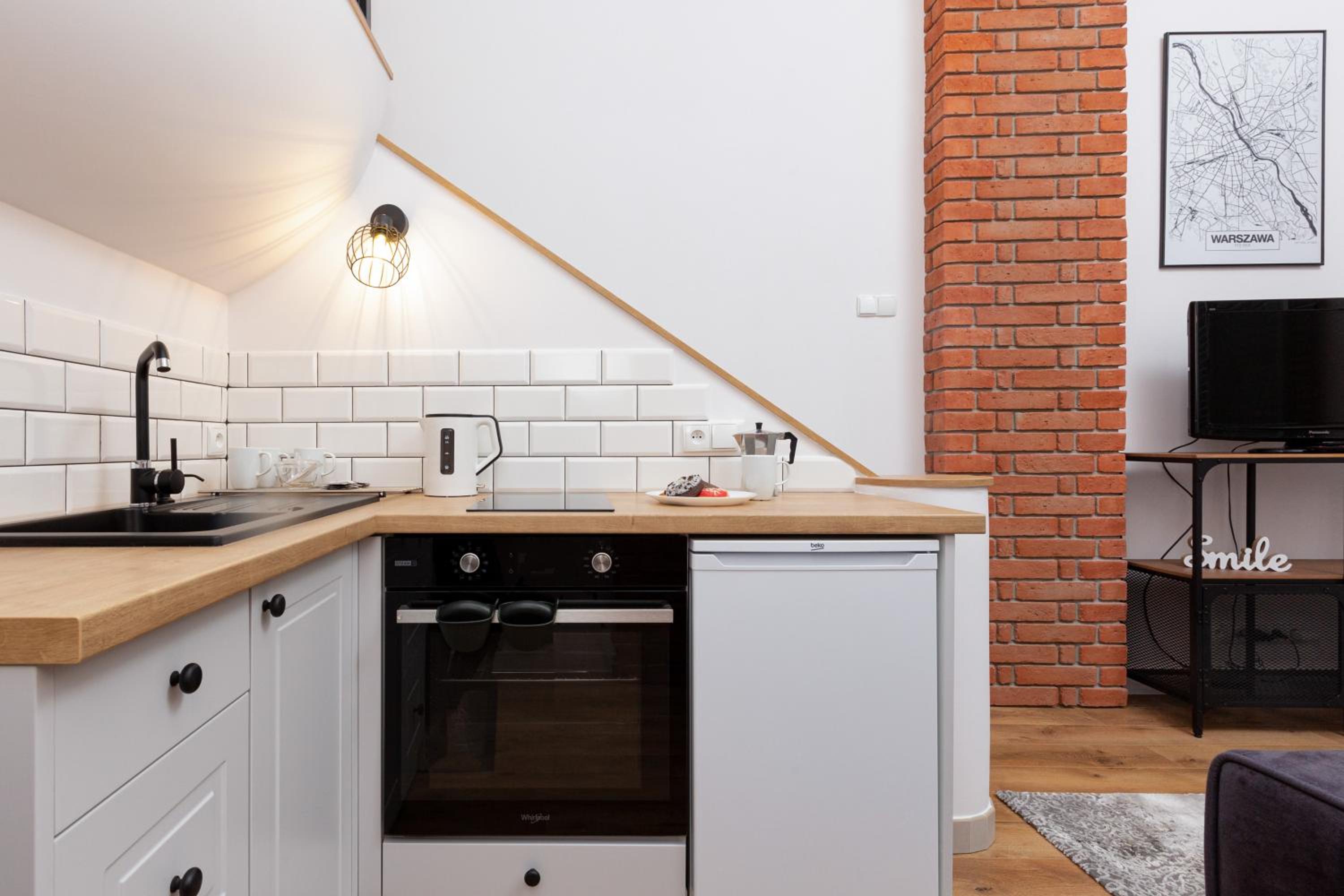 City Center Mezzanine Studio Chmielna by Renters view 3