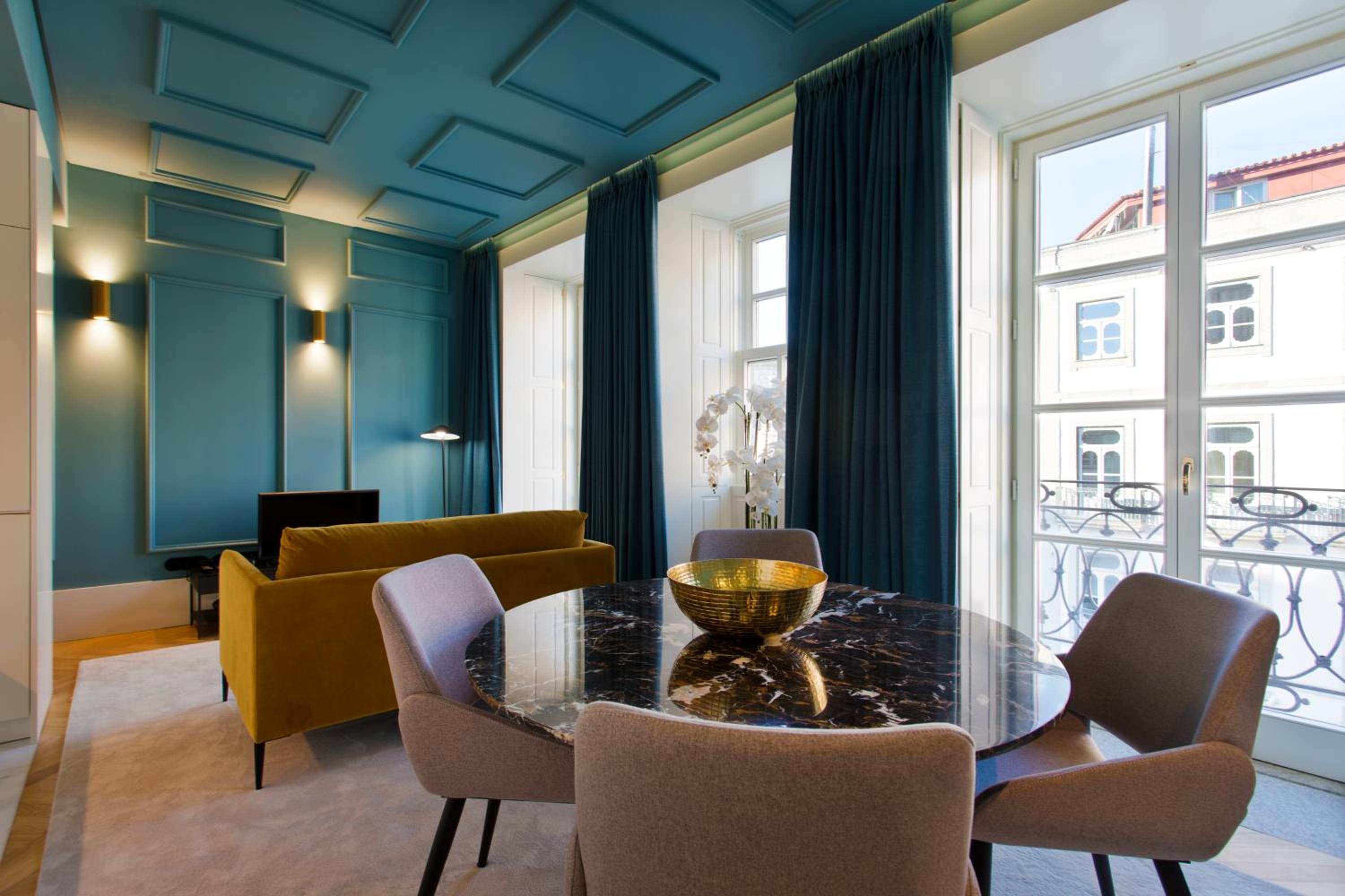 BOUTIQUE Rentals-Kinga’s Ribeira River great views view 2