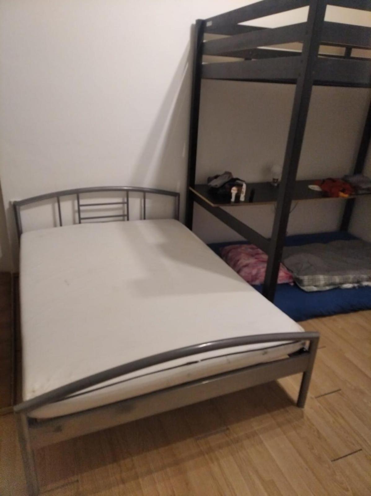 Economy flat 18 minutes from Vaclavske namesti
