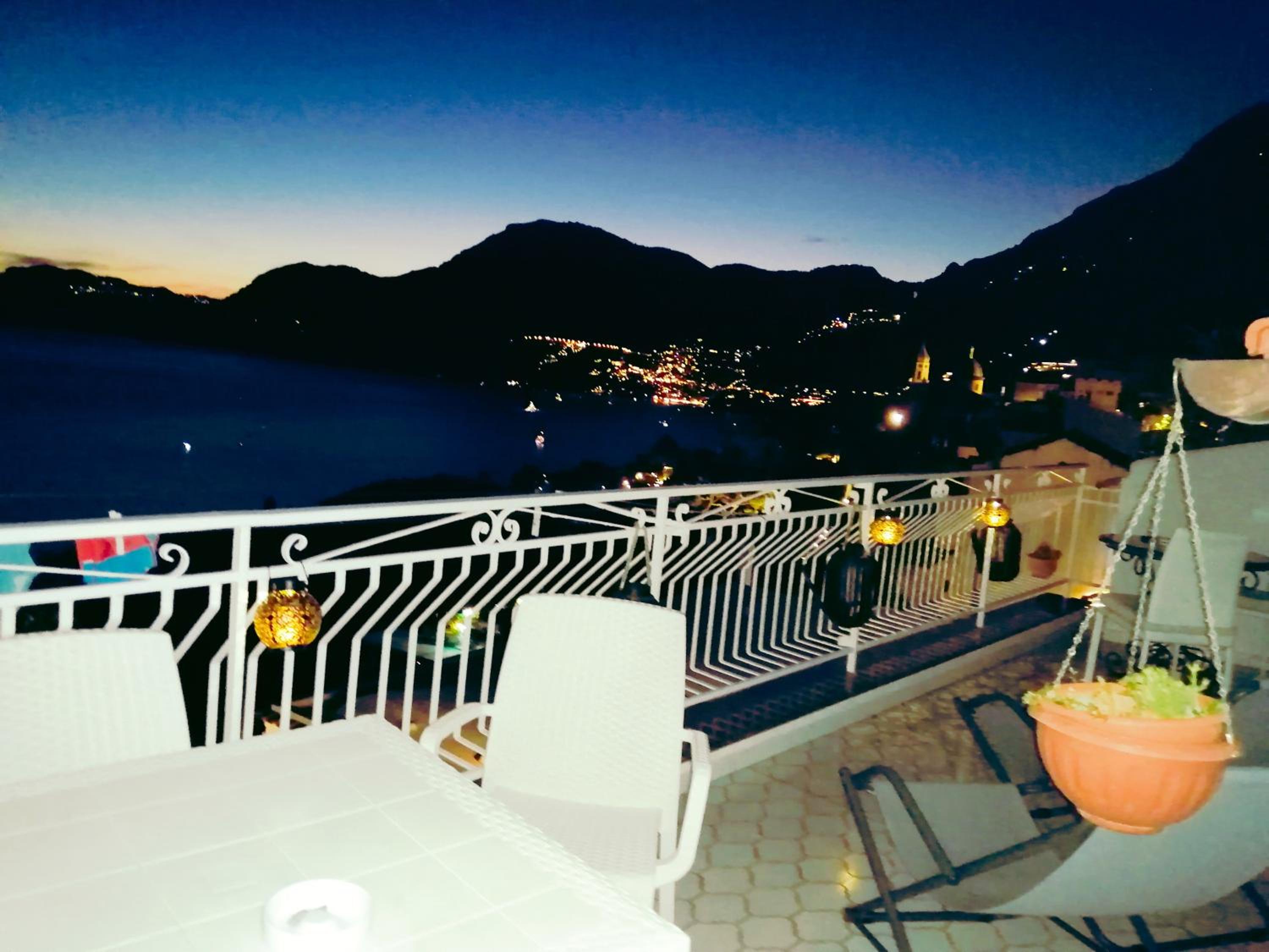 MIja Sunset home photo 3