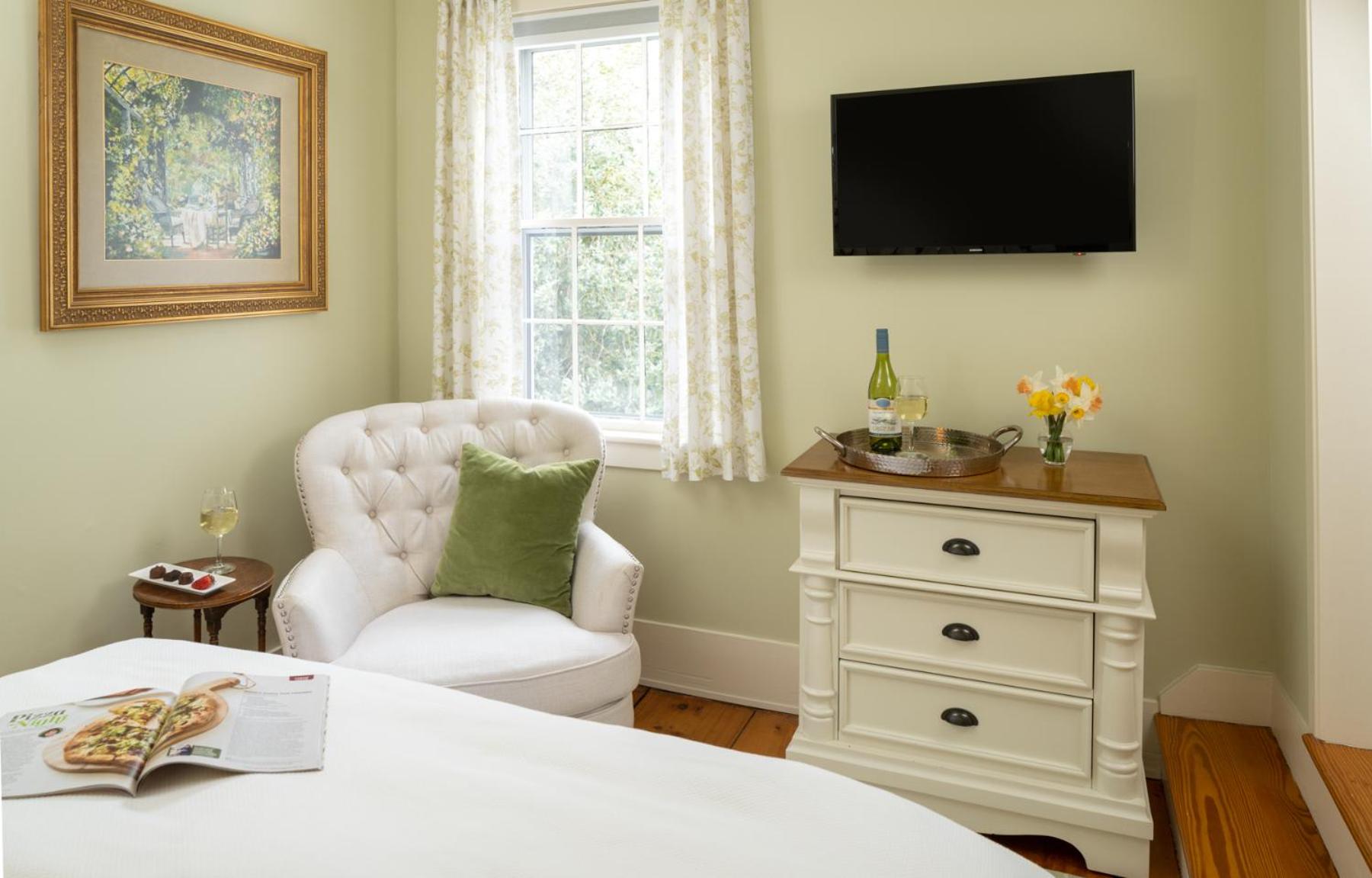 Candleberry Inn on Cape Cod