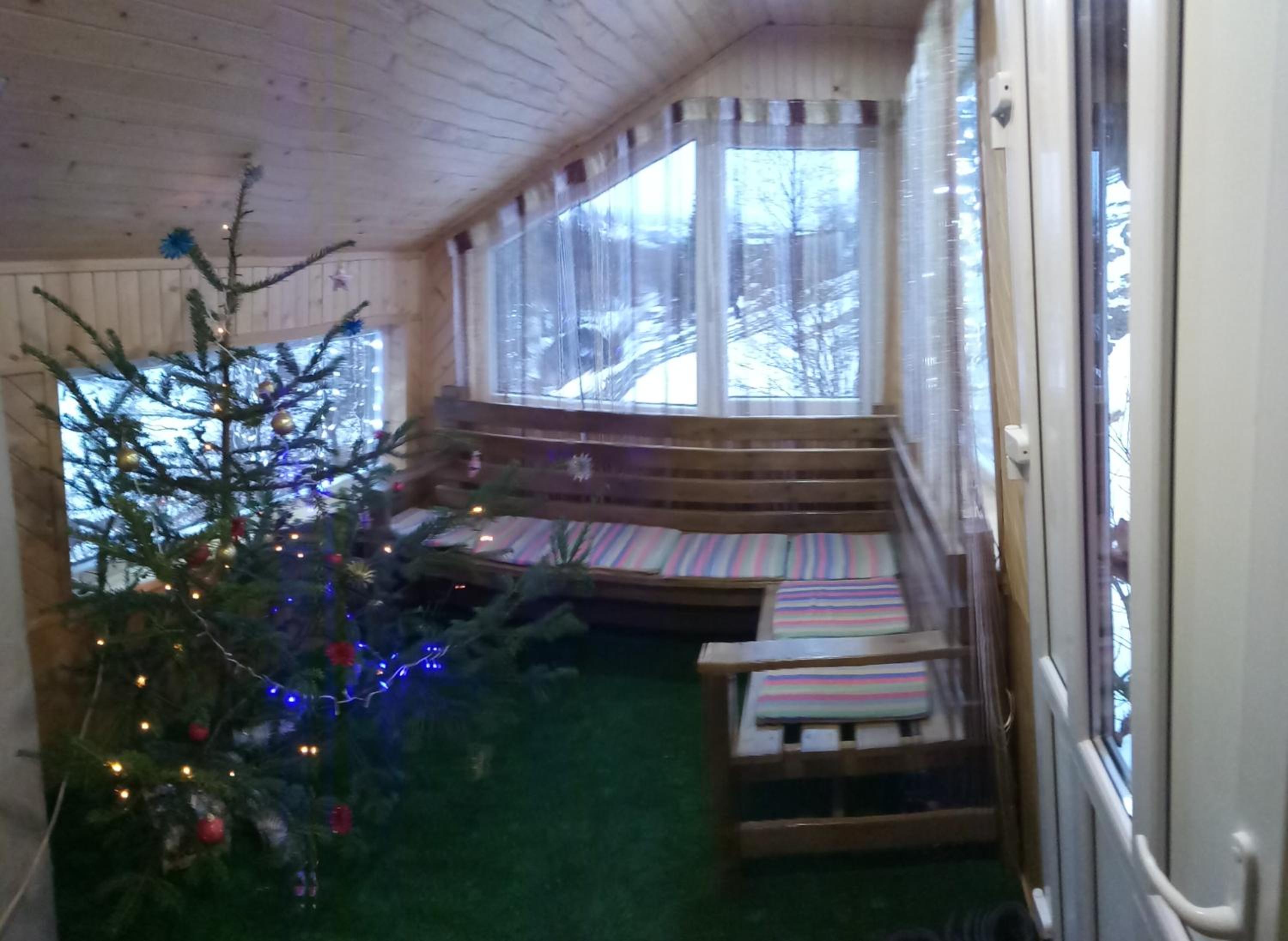 Photo 9