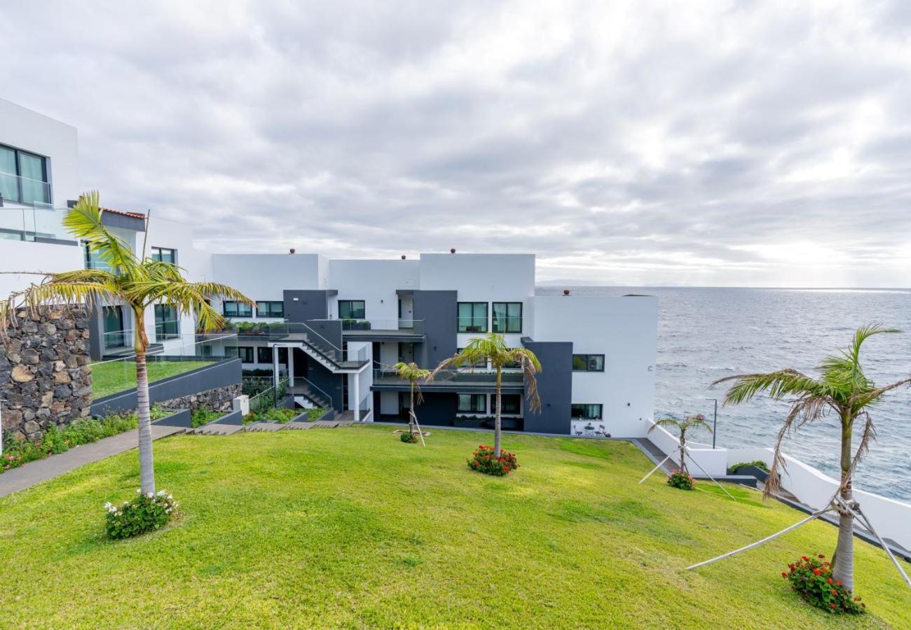 Sea View Balcony by Homie view 2
