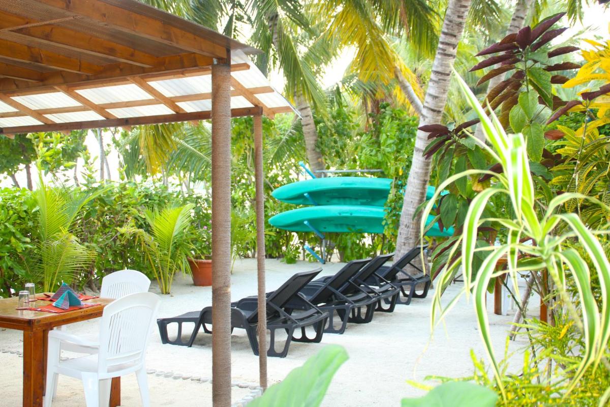 Ithaa Beach Maldives photo 3
