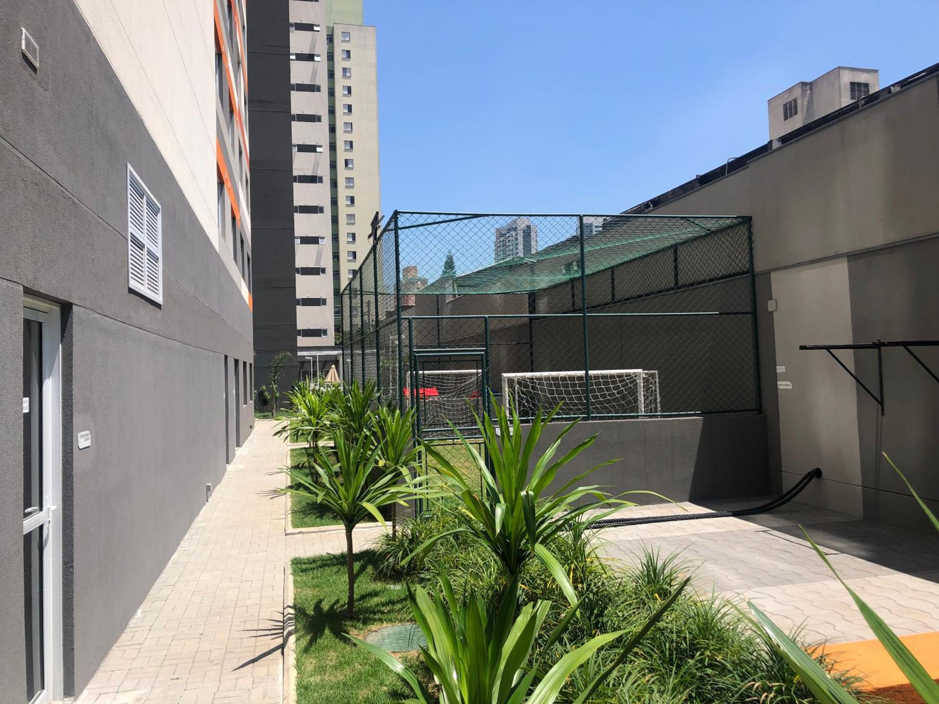 Loft aconchegante com piscina a um passo do metrô