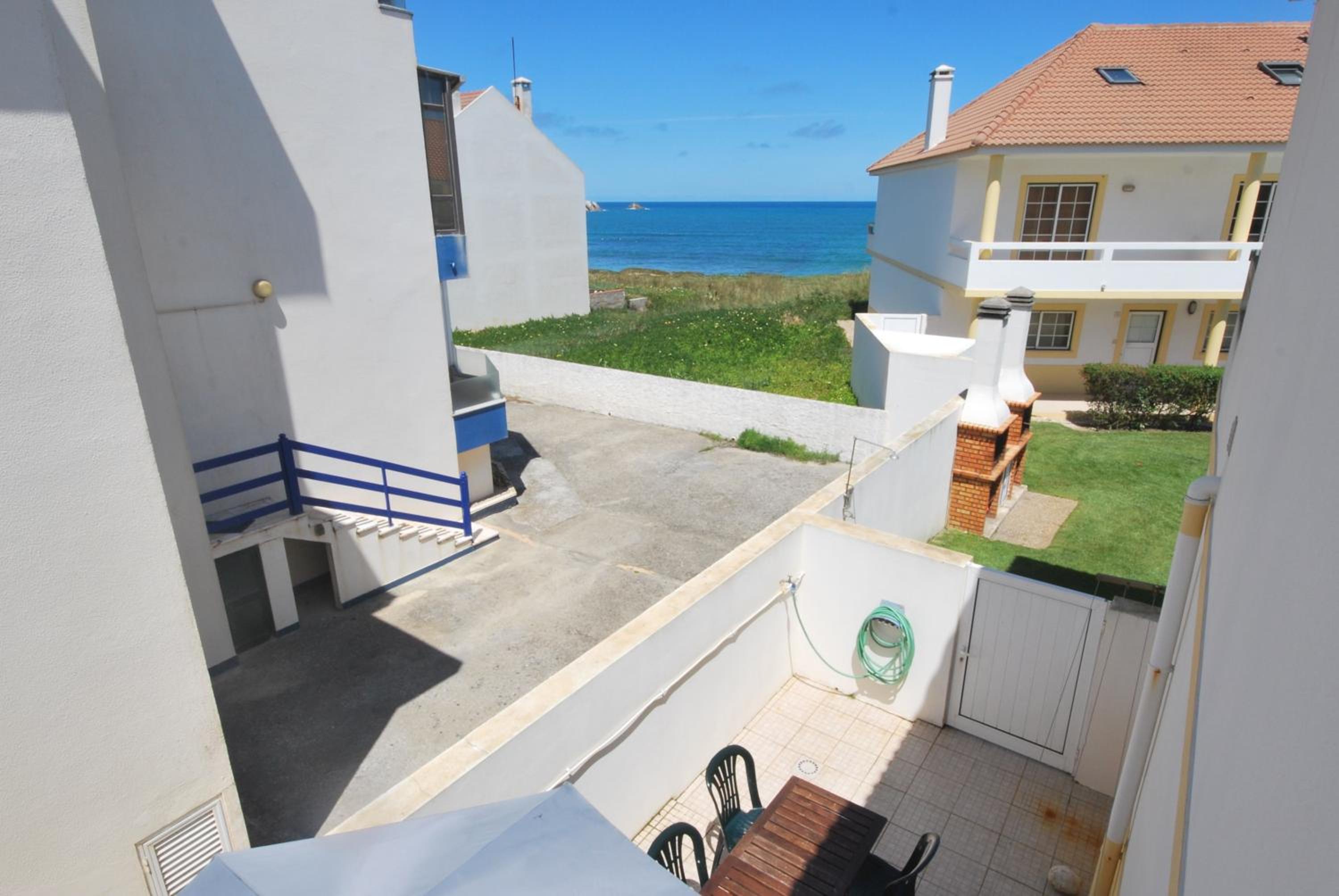 Casa Pedro - Baleal beach, Balcony, Pool view 3