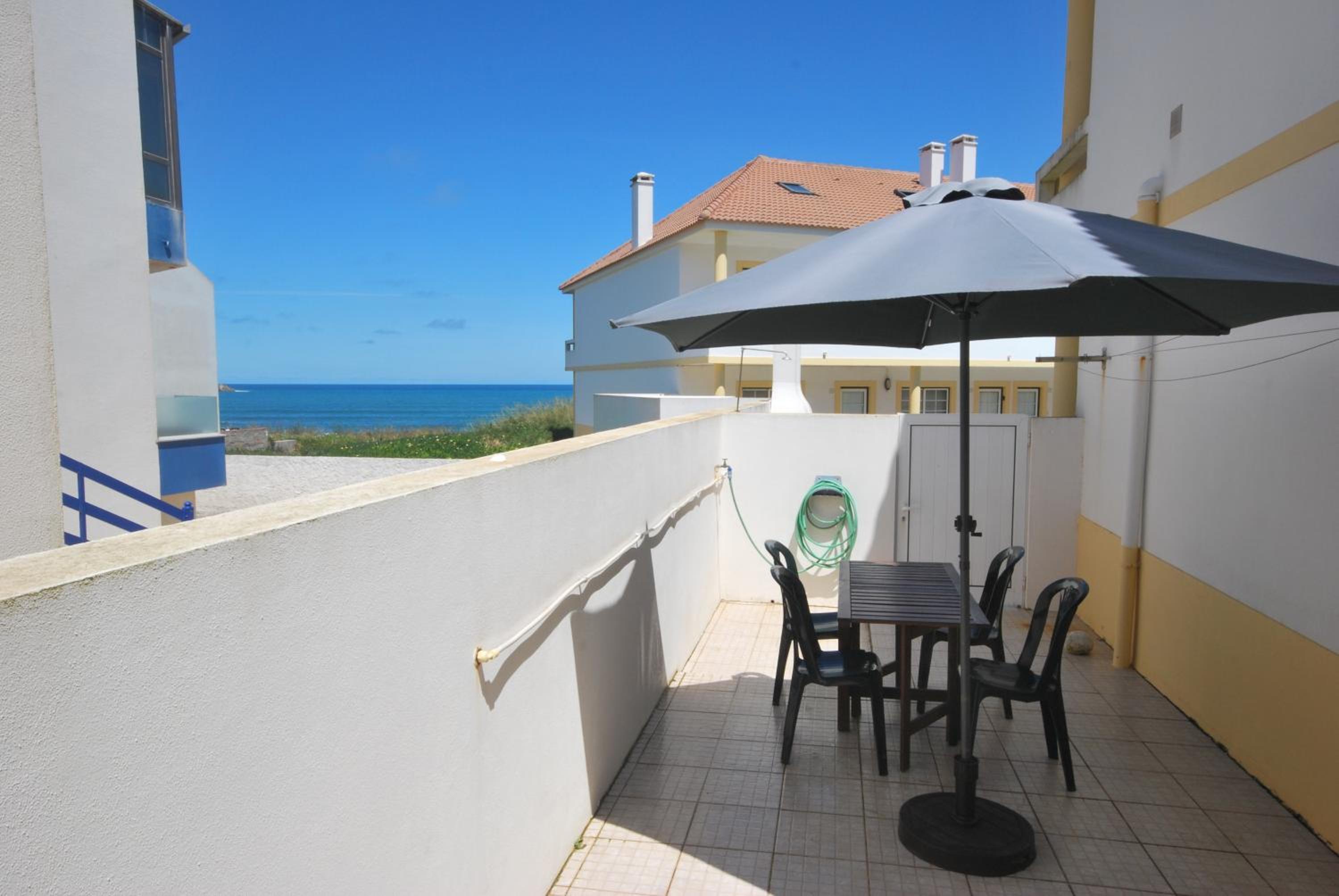 Casa Pedro - Baleal beach, Balcony, Pool view 4