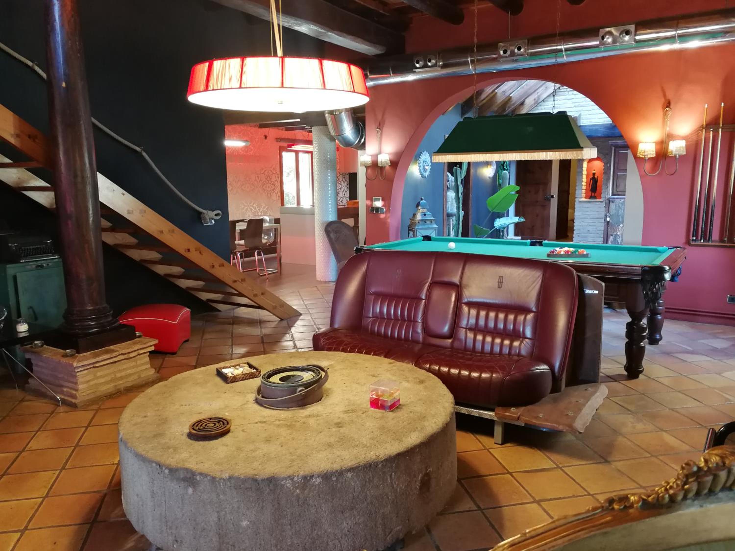 lounge