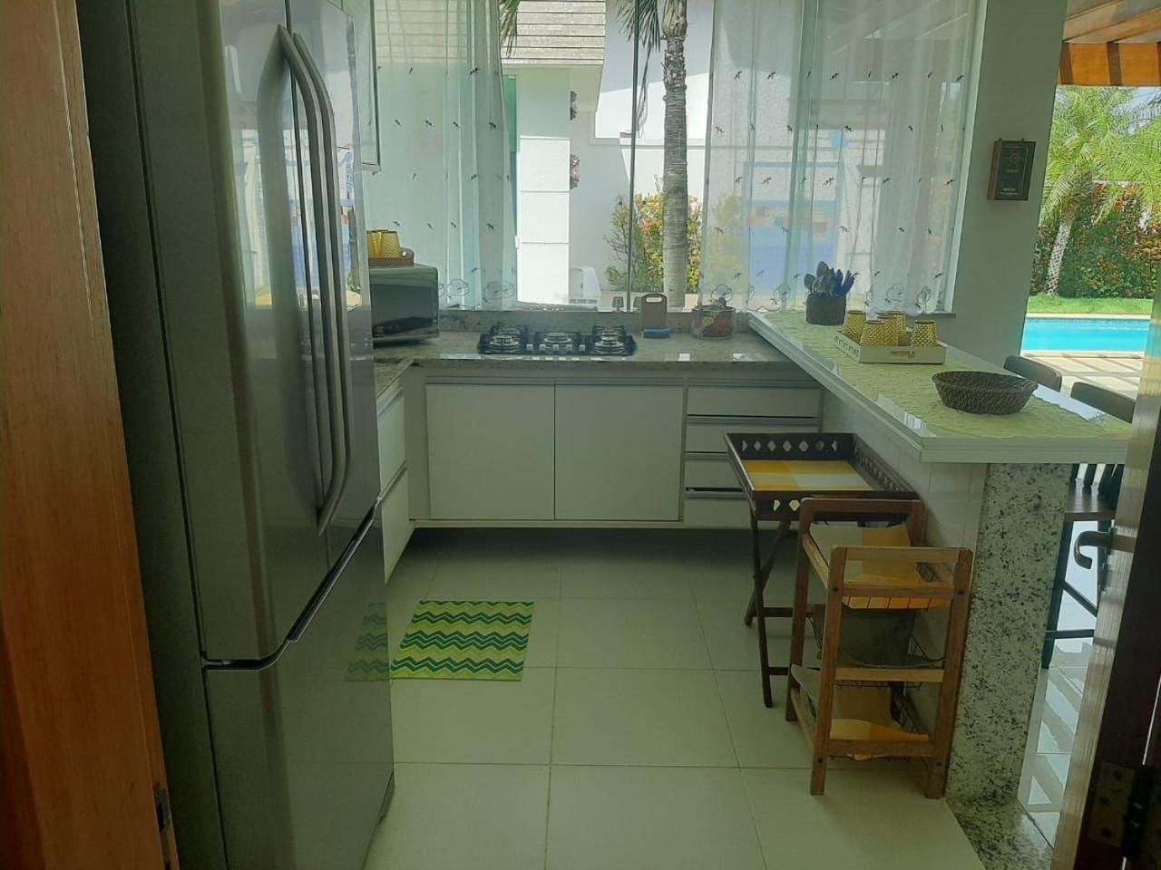 Casa no condomínio paraíso