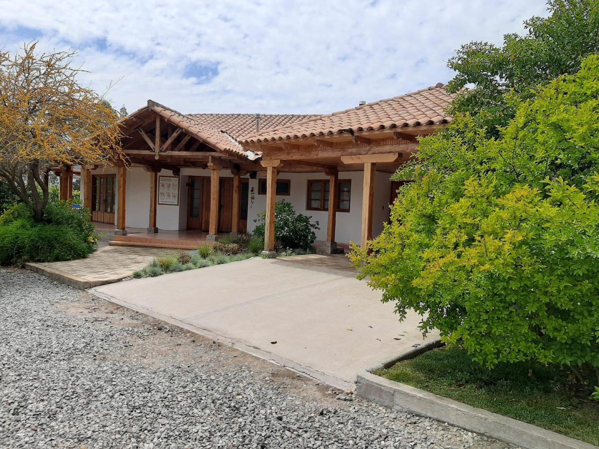 Hotel Calfu Lodge - Image 1