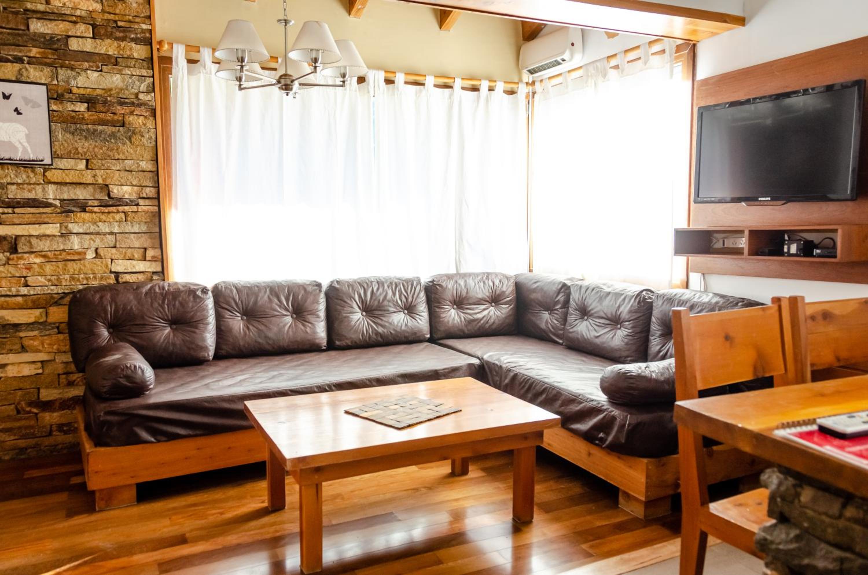 Kurtem Lodge