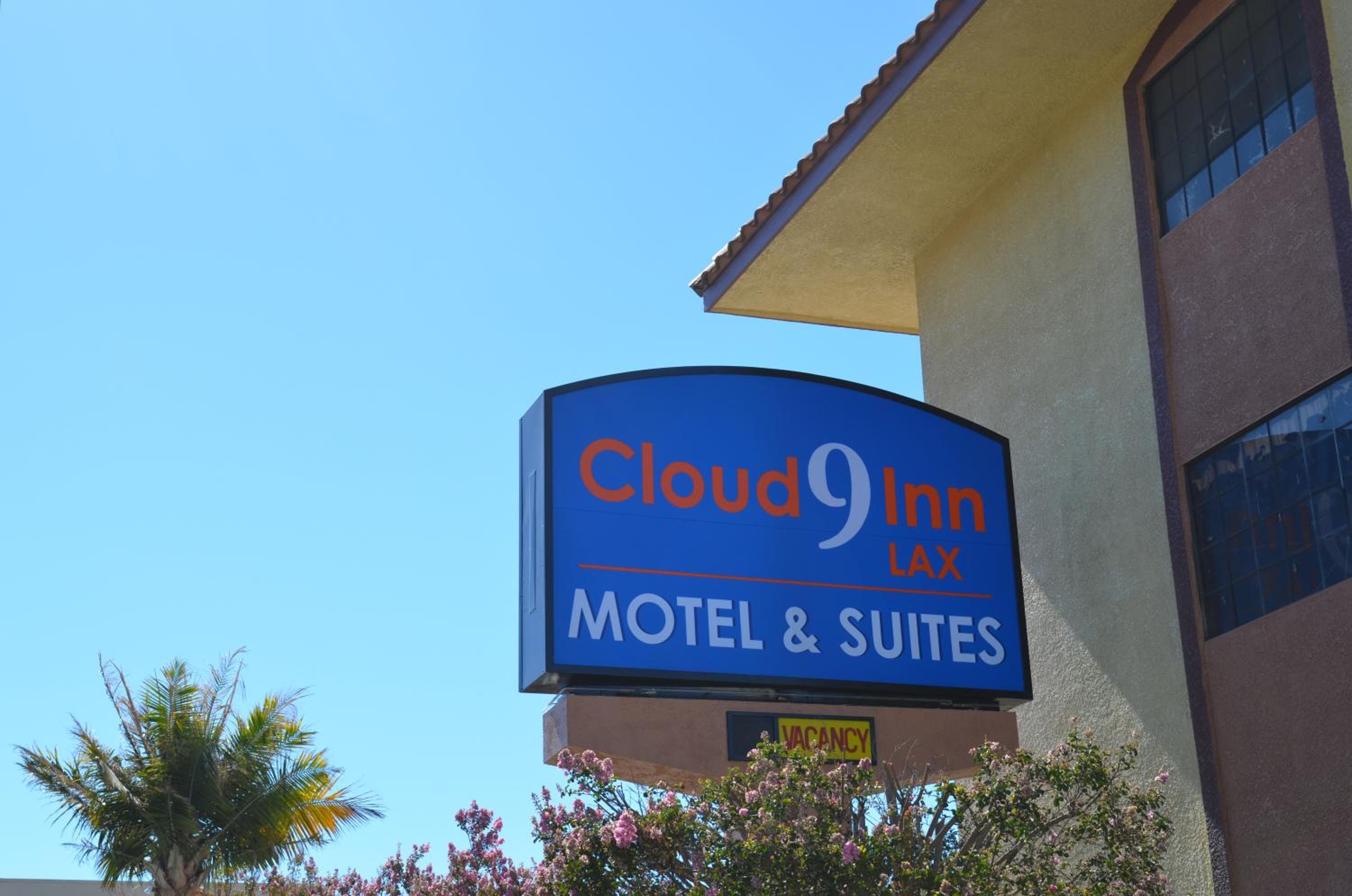 Cloud 9 Inn LAX 3