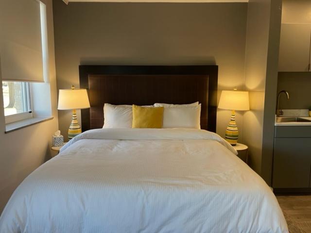 Bartlesville Vacations - Hotel Phillips - Property Image 21