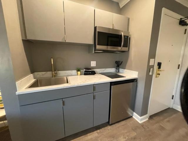 Bartlesville Vacations - Hotel Phillips - Property Image 17