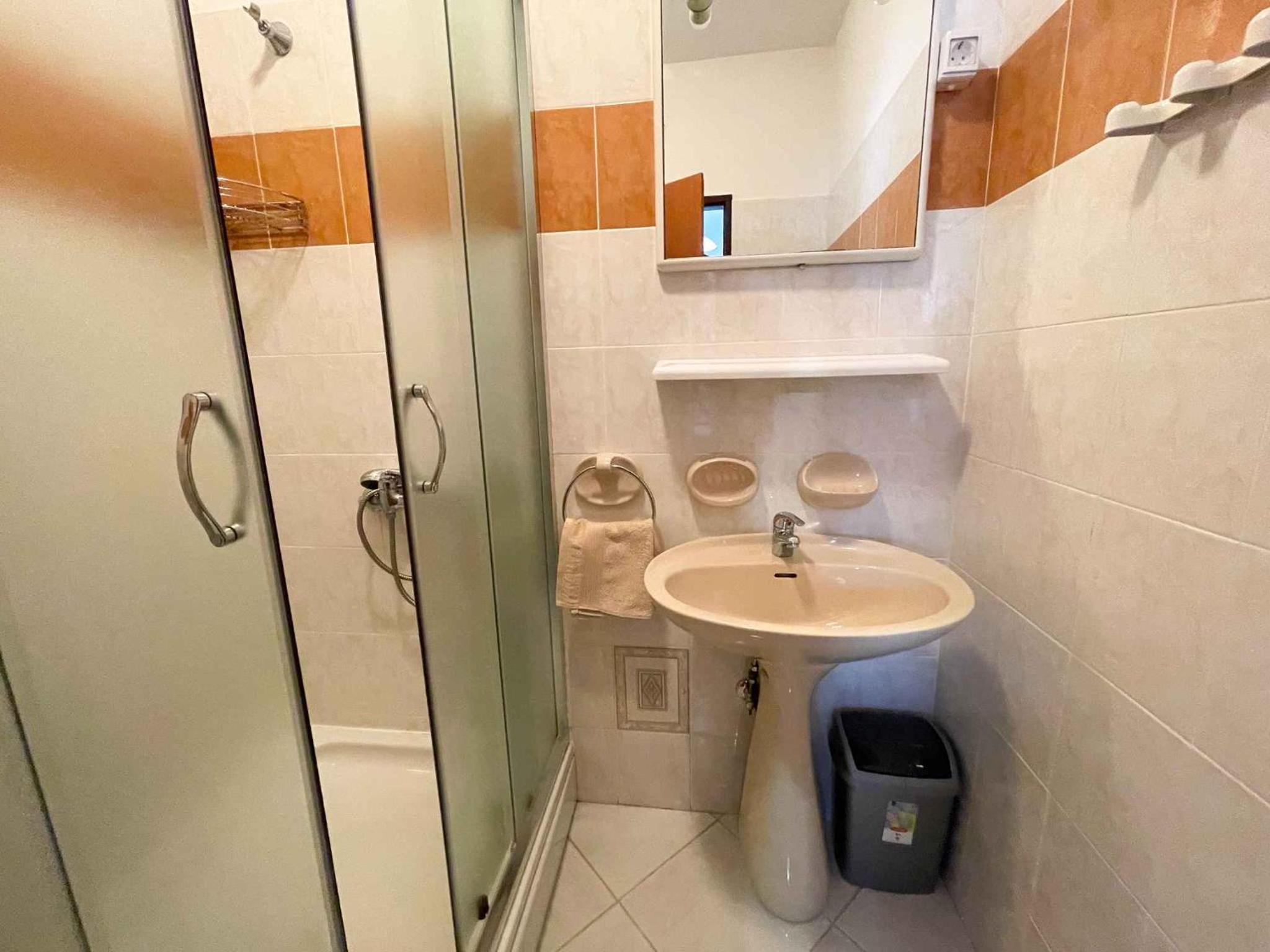 Apartments in Jadranovo 42073 view 3