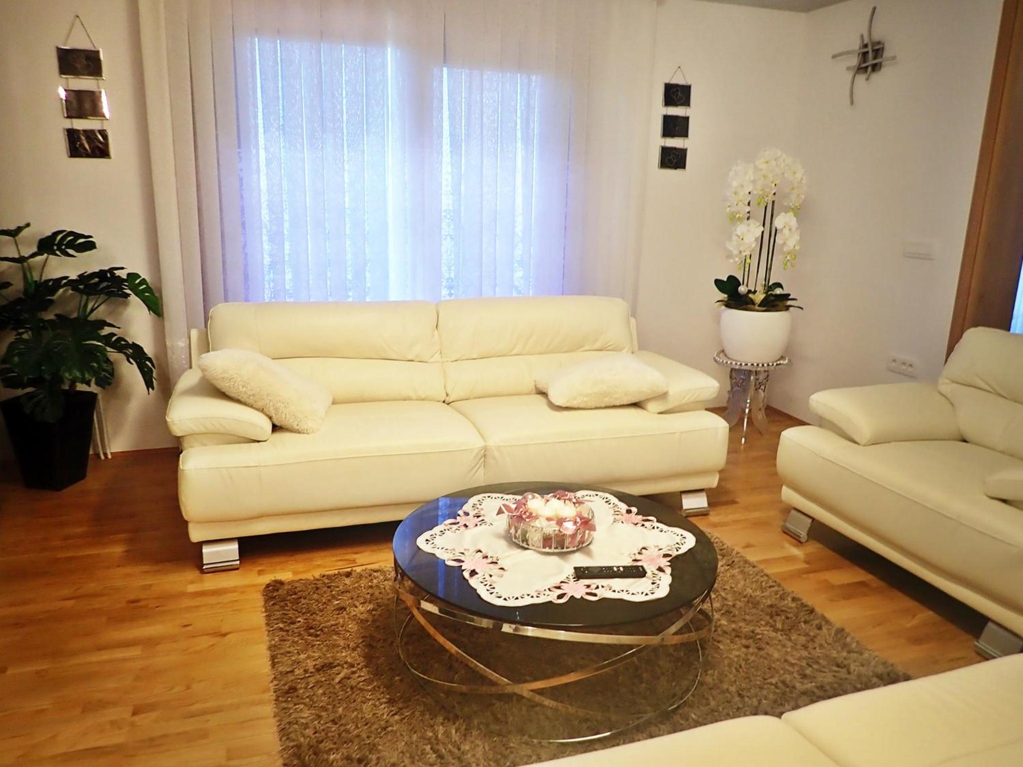 Apartment in Jasenice 42083 view 3