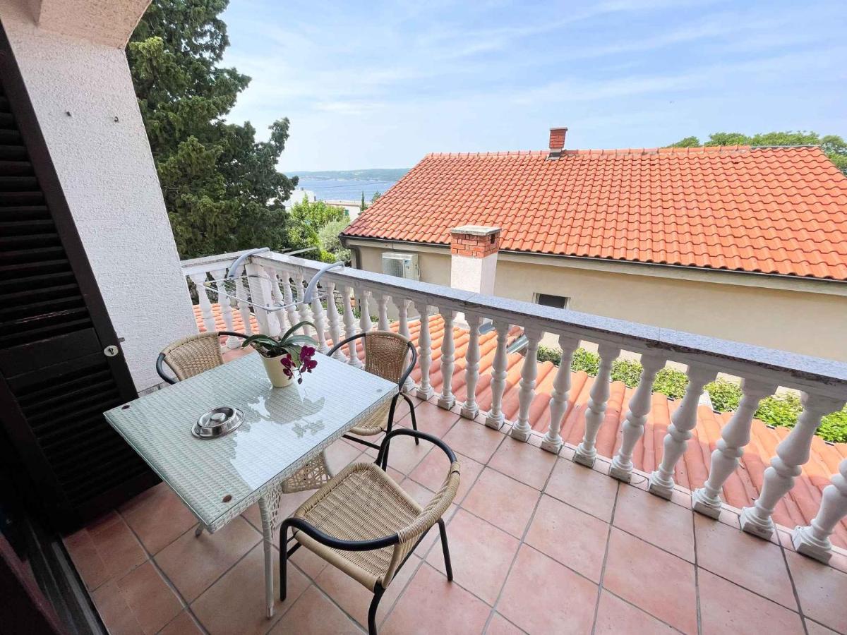 Apartments in Dramalj 42064 view 4