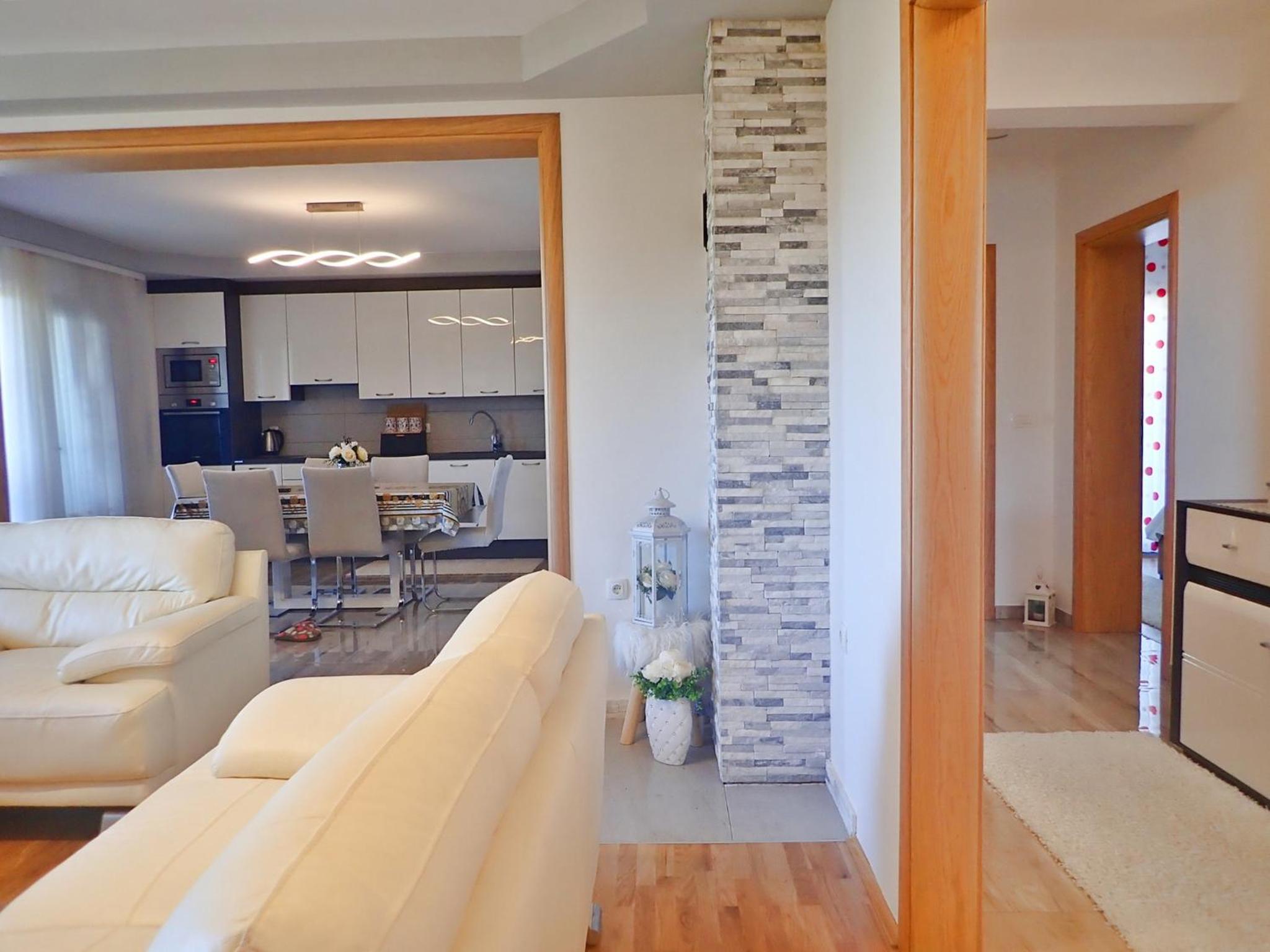 Apartment in Jasenice 42083 view 5