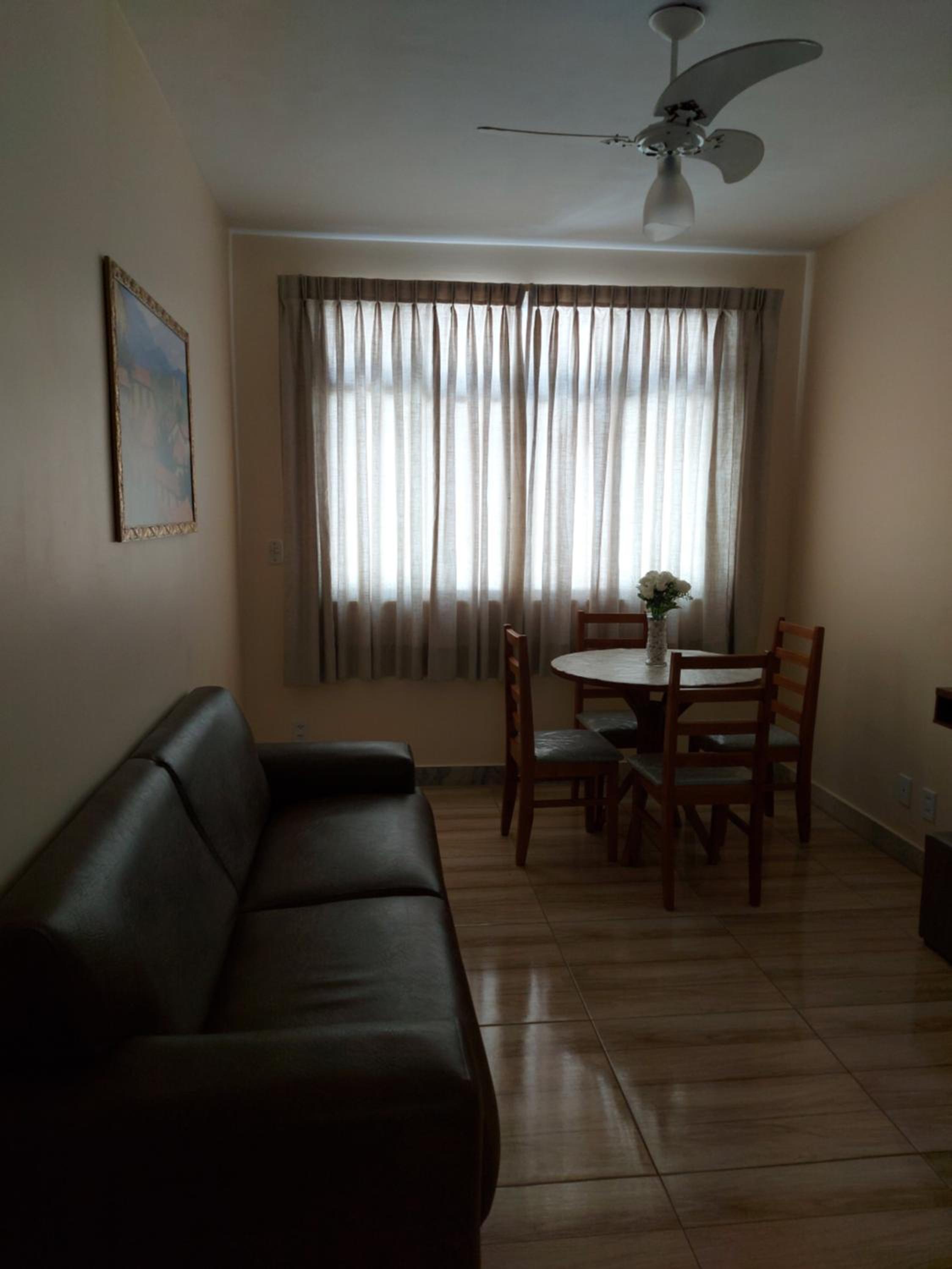 Apartamento com vista para praia do Forte em Cabo Frio