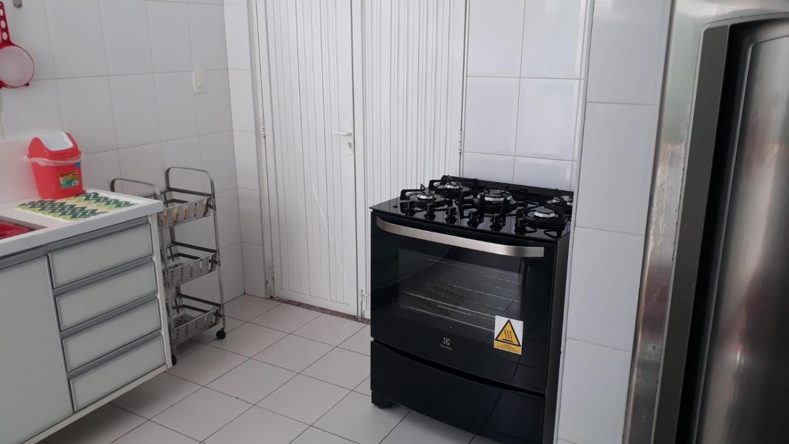 Casa no condomínio paraíso