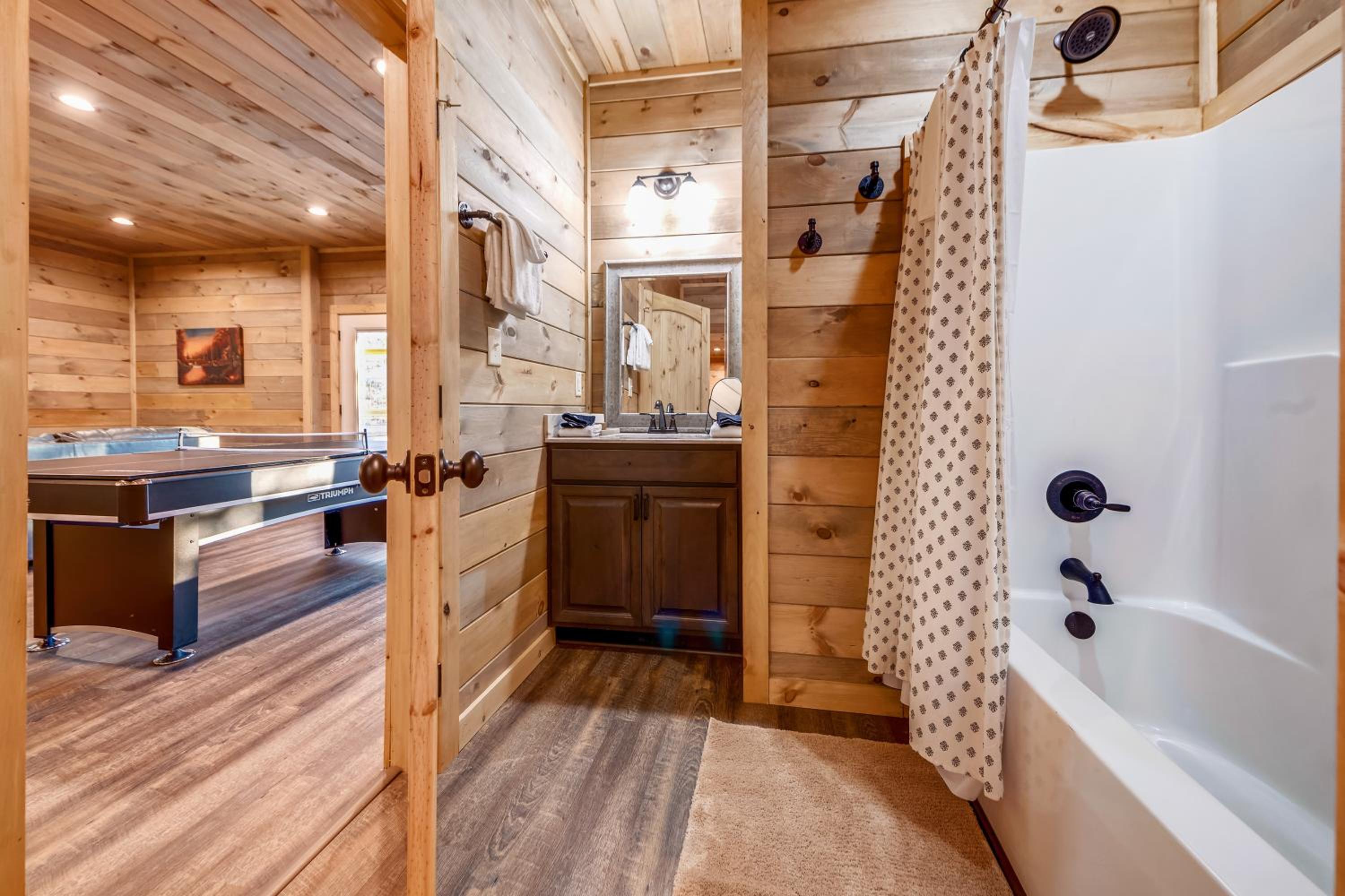 Mountain JERNE cabin