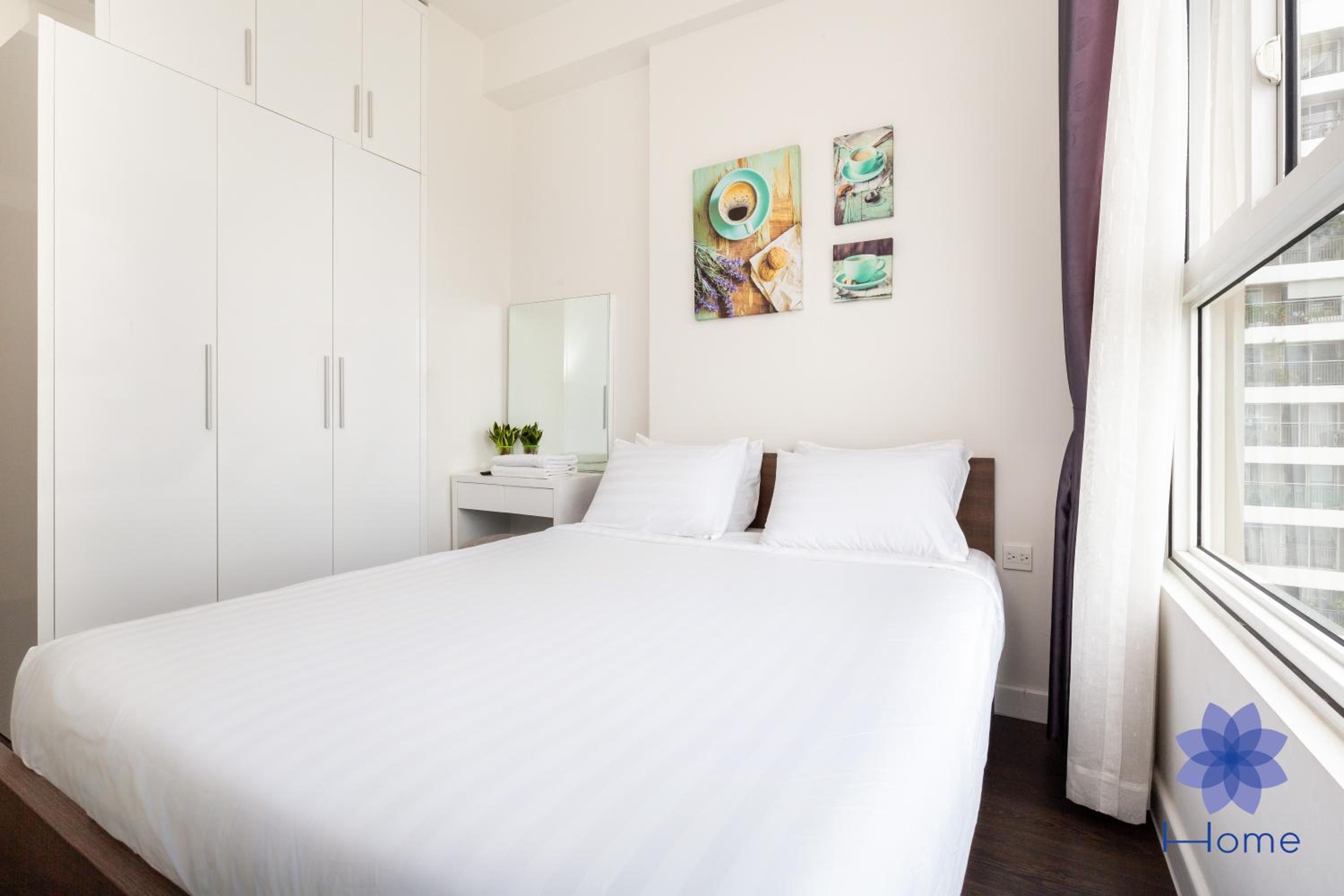 Home, Cosy&Luxury Apartment - 5mins to Airport, Free Pool&Gym, Airport Pick up Service