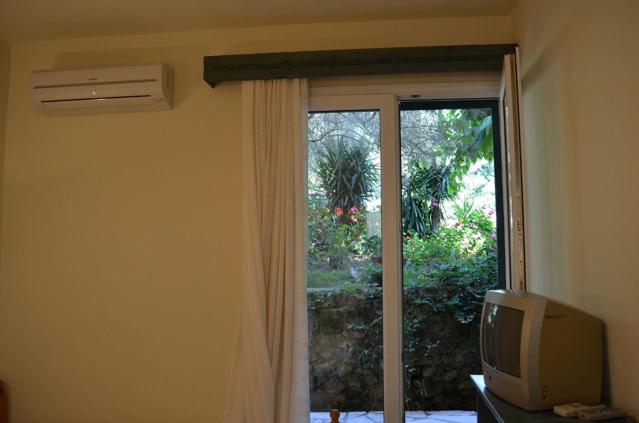 Odysseia Apartments