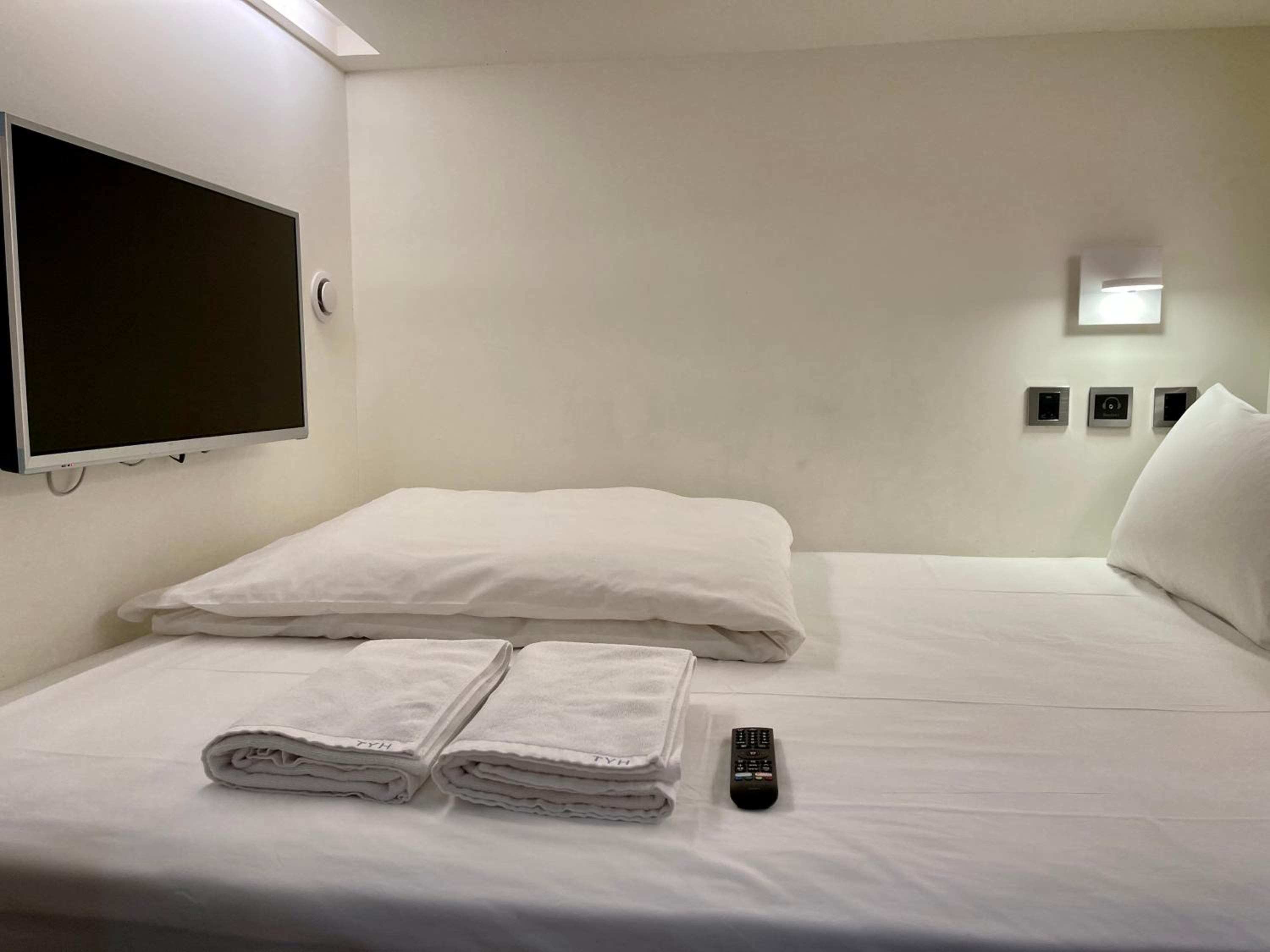 Taiwan Youth Hostel & Capsule Hotel