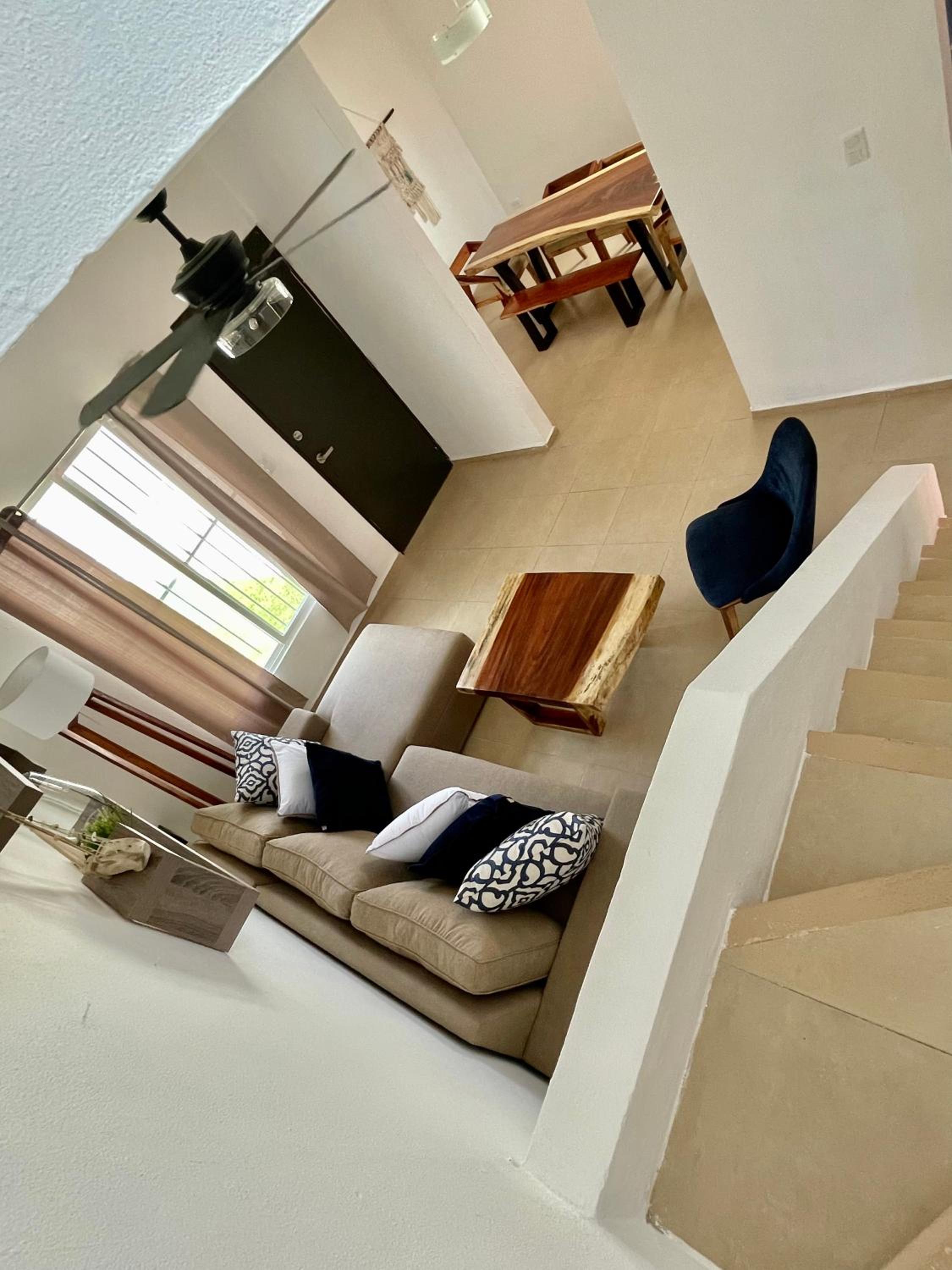 Marsella Home view 4