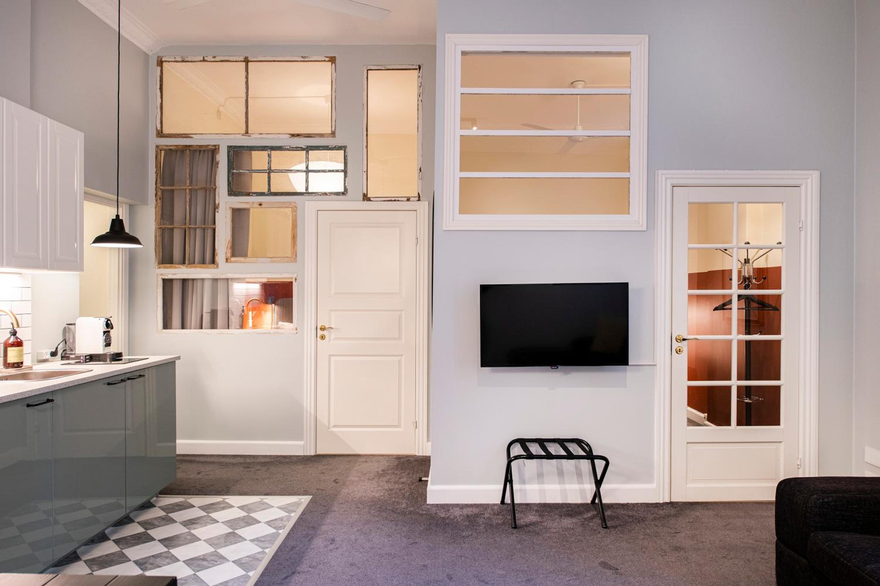 The Citadel Apartments by Daniel&Jacob's