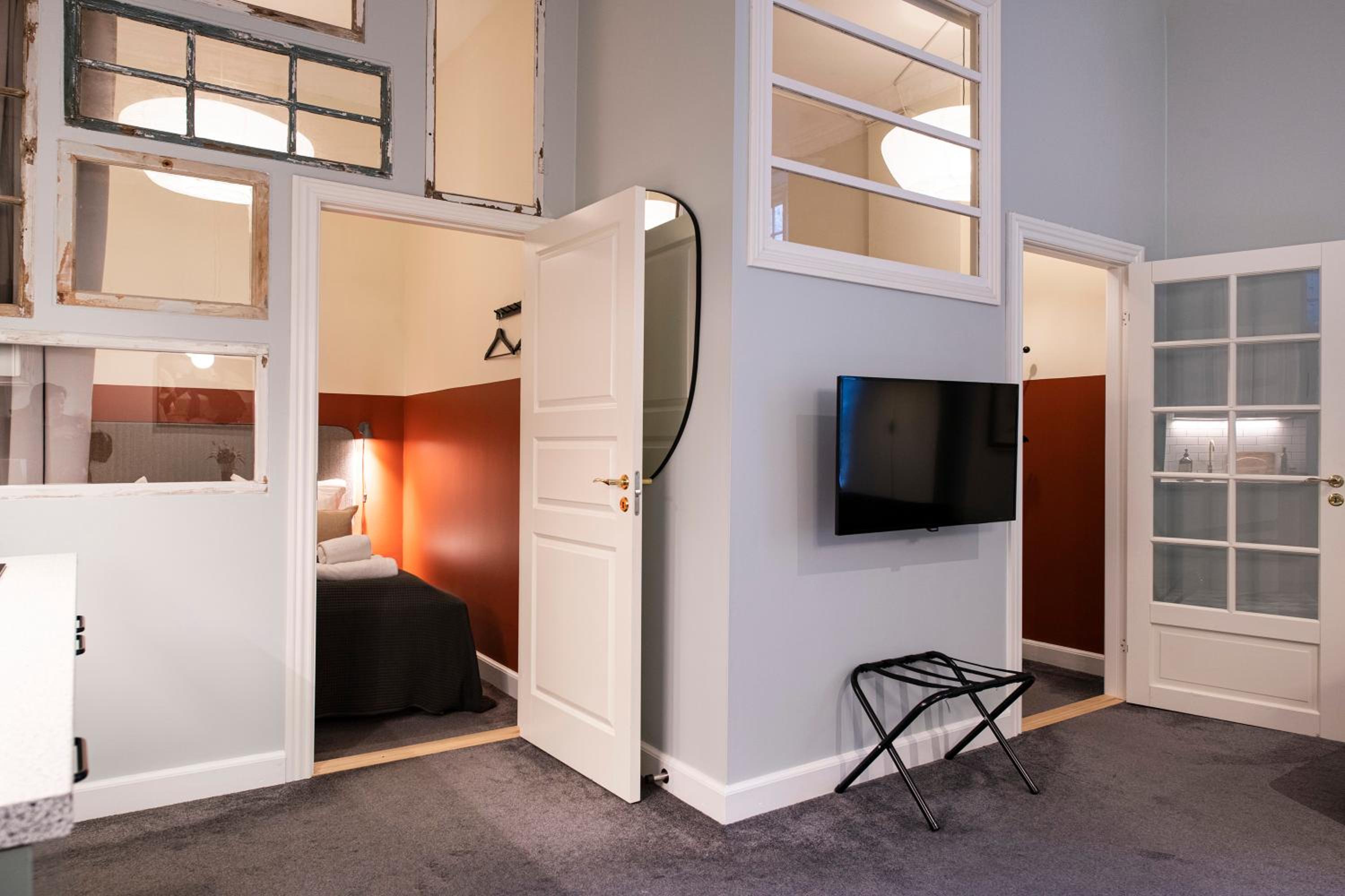 The Citadel Apartments by Daniel&Jacob's